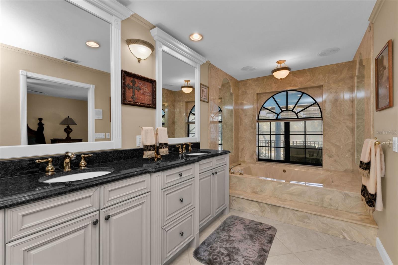 Image 20 of 76 For 24581 Nova Lane