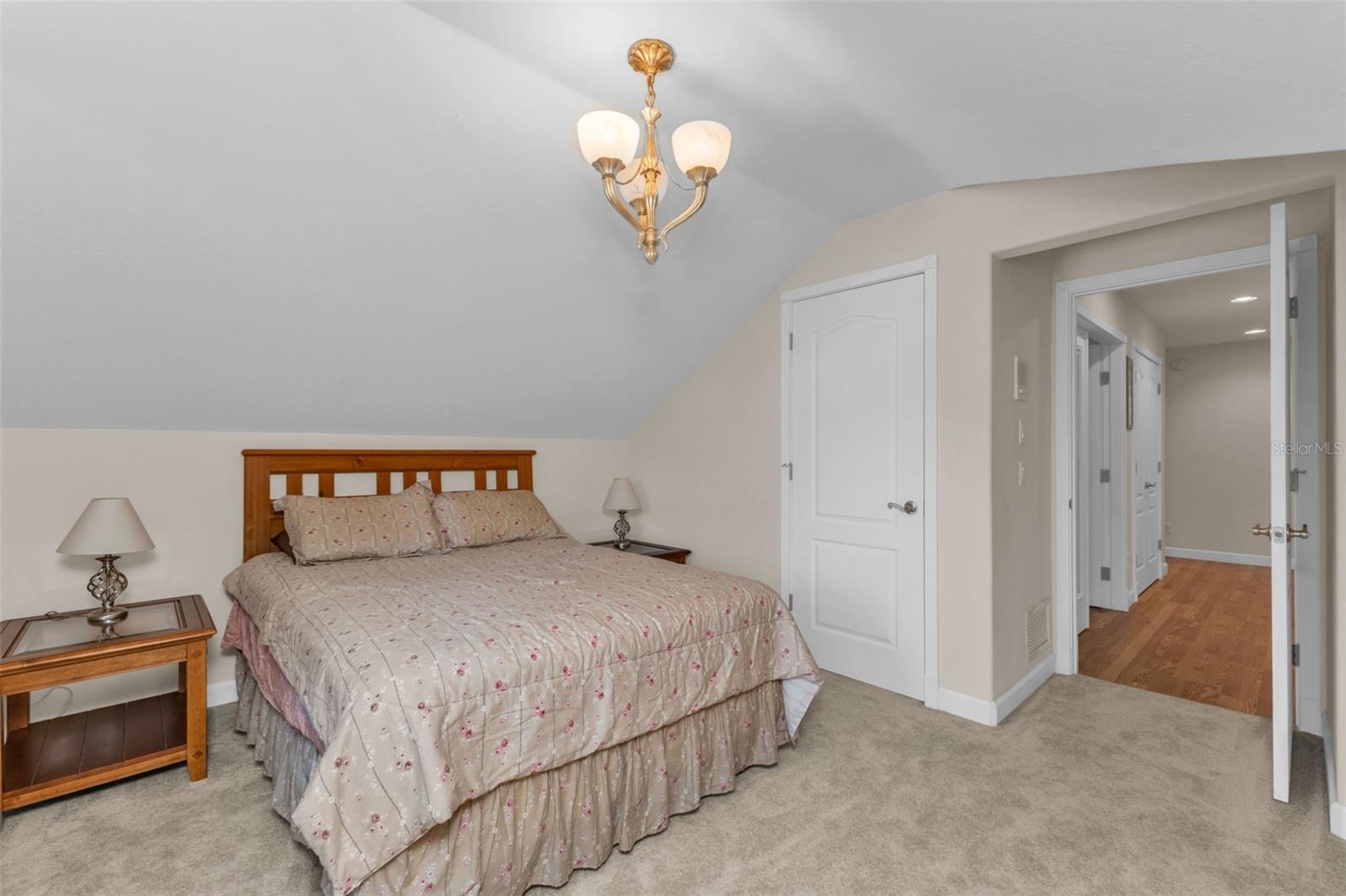 Image 23 of 76 For 24581 Nova Lane