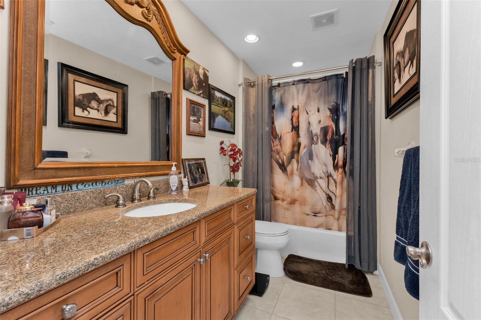 Image 26 of 76 For 24581 Nova Lane