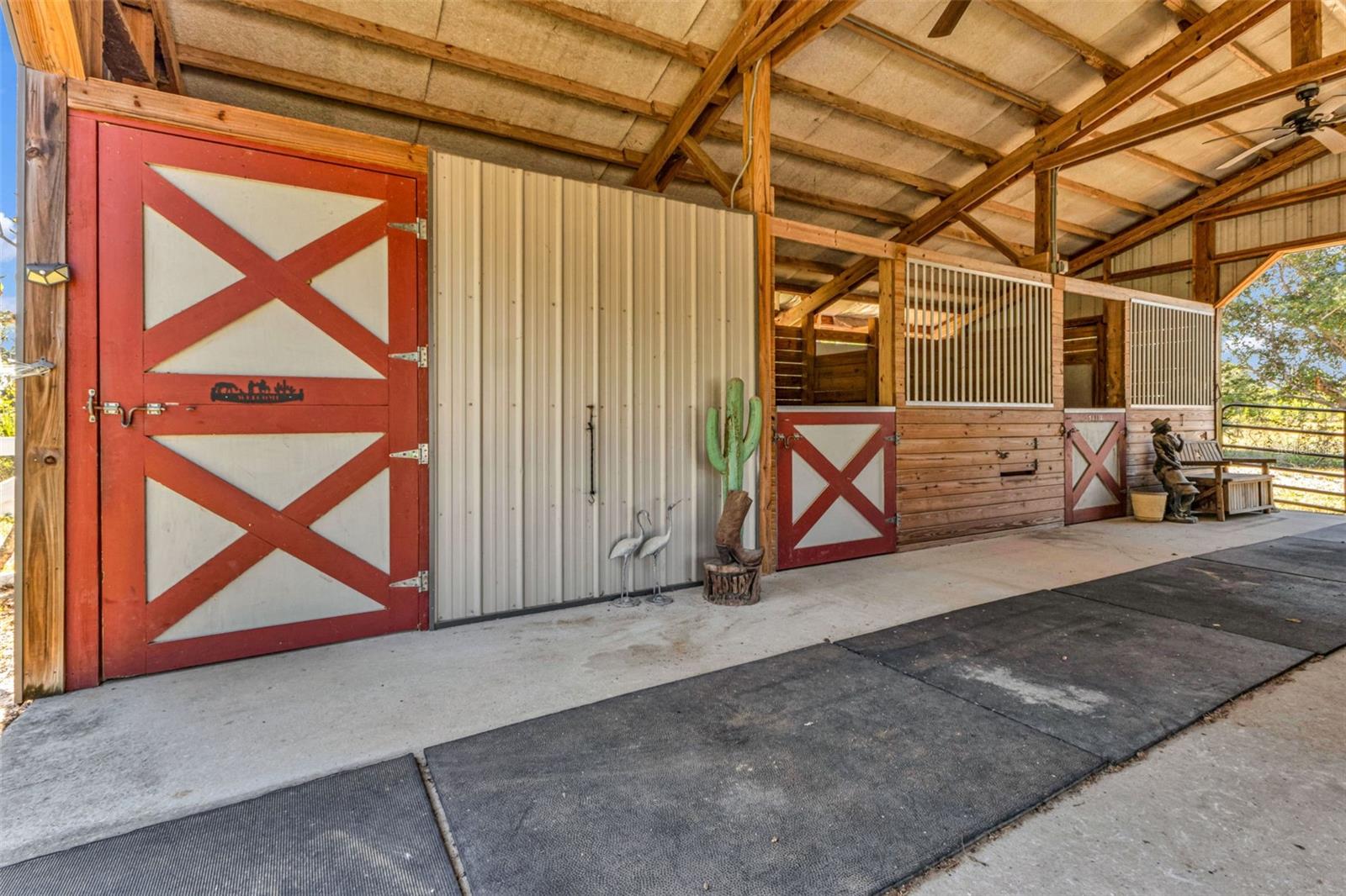 Image 47 of 76 For 24581 Nova Lane