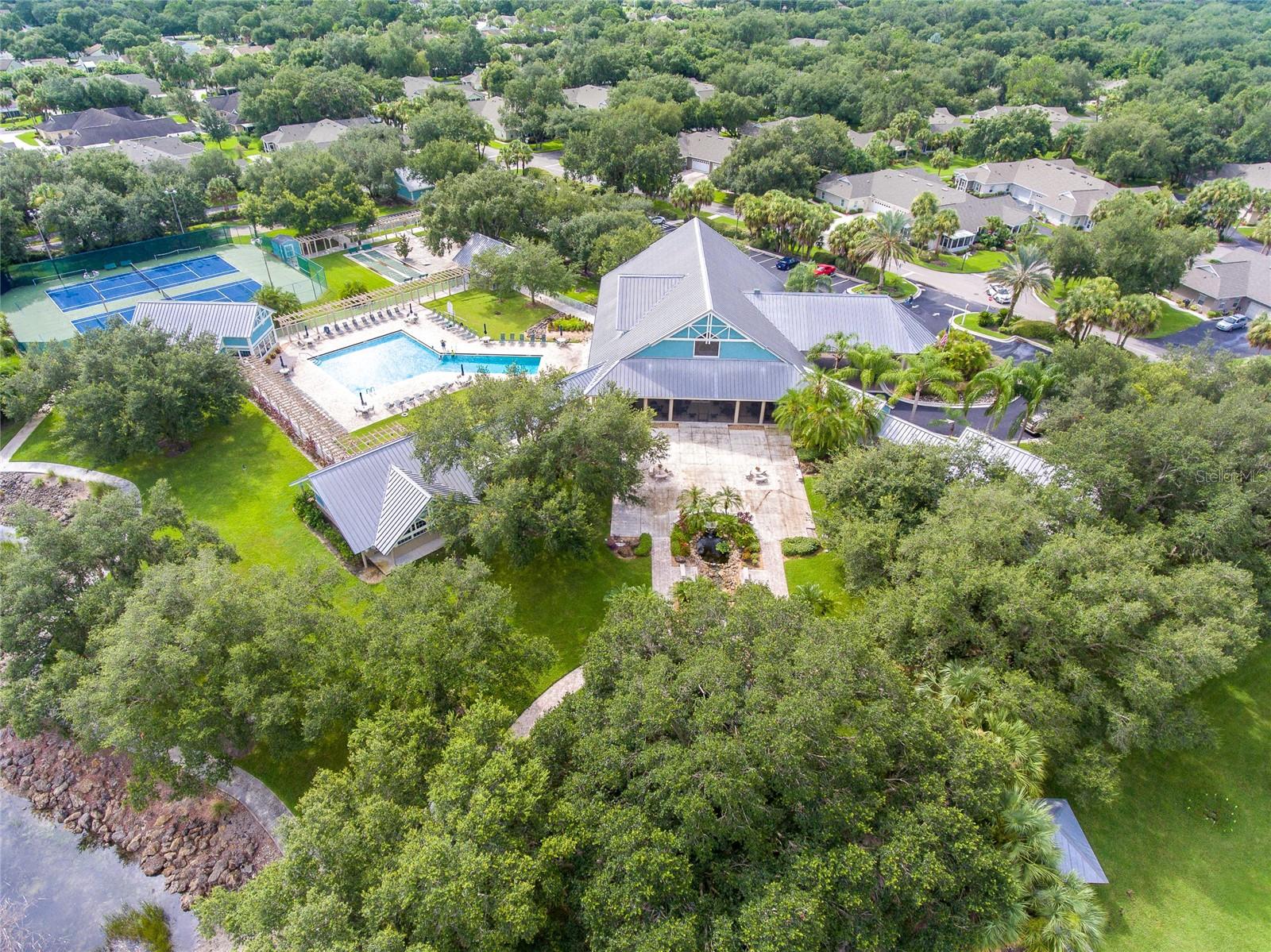 Image 50 of 52 For 19375 Water Oak Drive 303