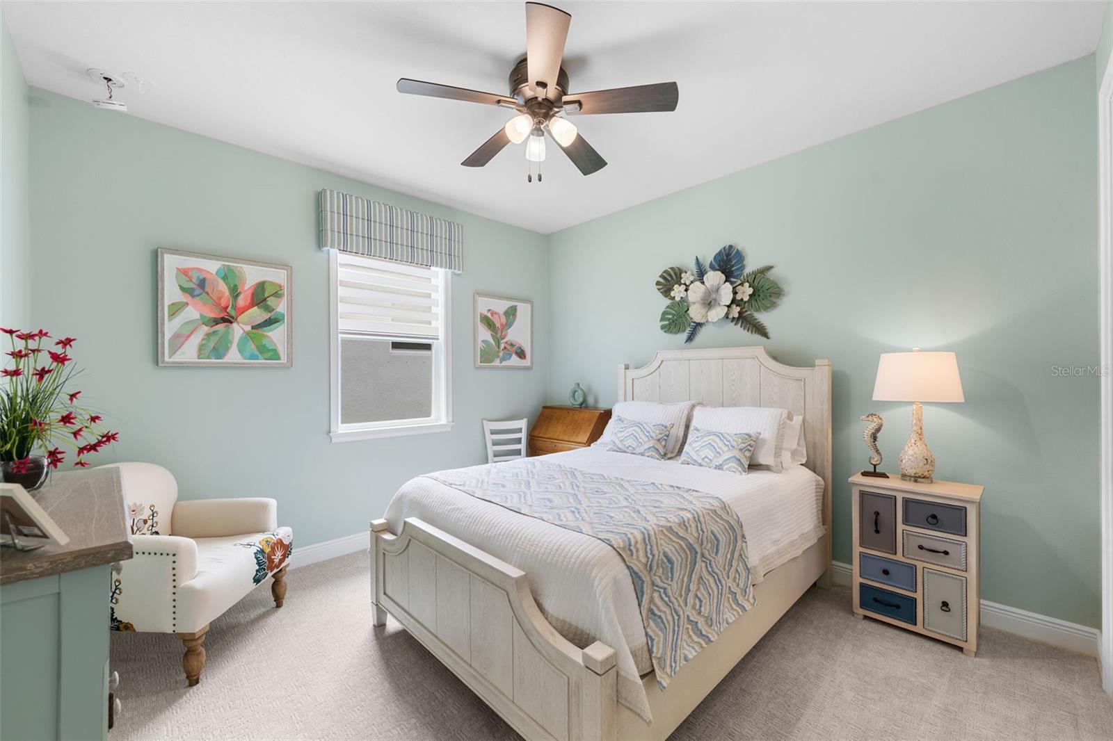 Image 18 of 28 For 20333 Minuet Place