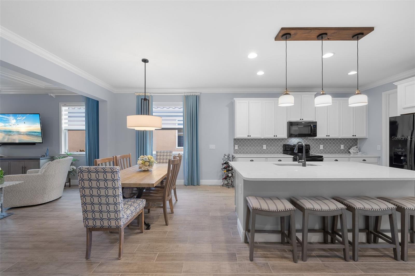 Image 7 of 28 For 20333 Minuet Place