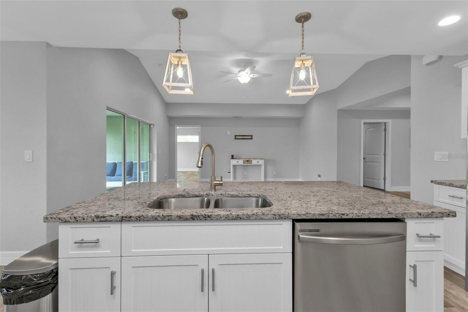 Image 8 of 52 For 14516 San Domingo Boulevard