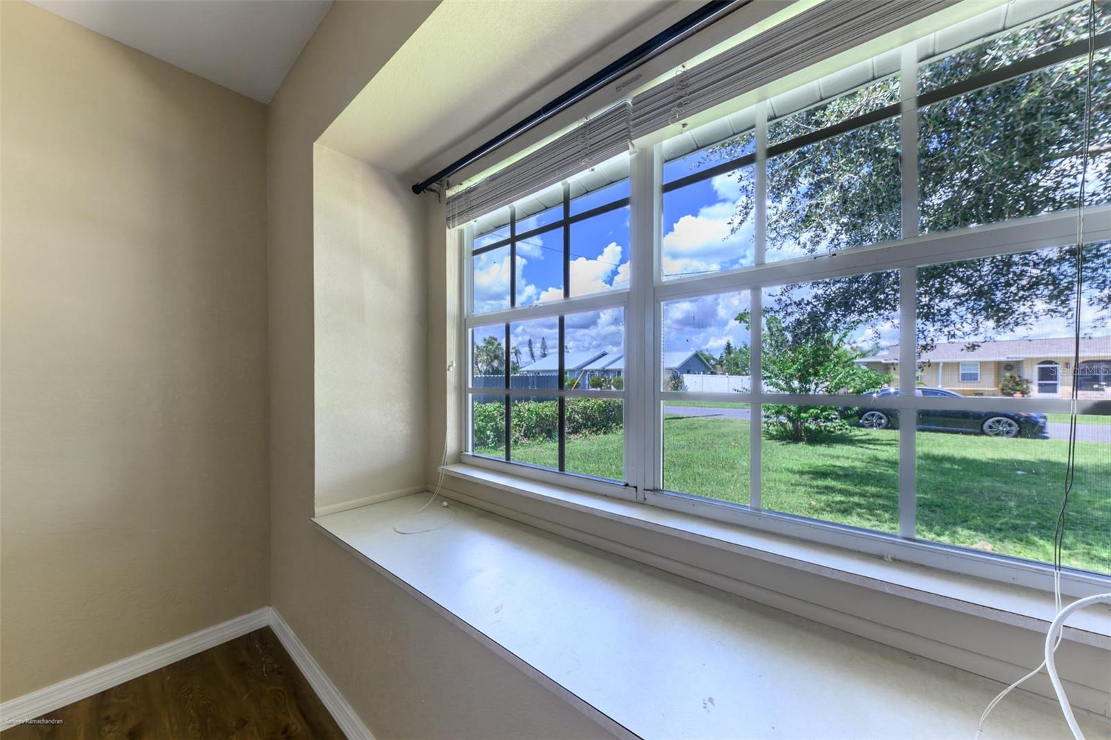 Image 41 of 54 For 2498 Abscott Street