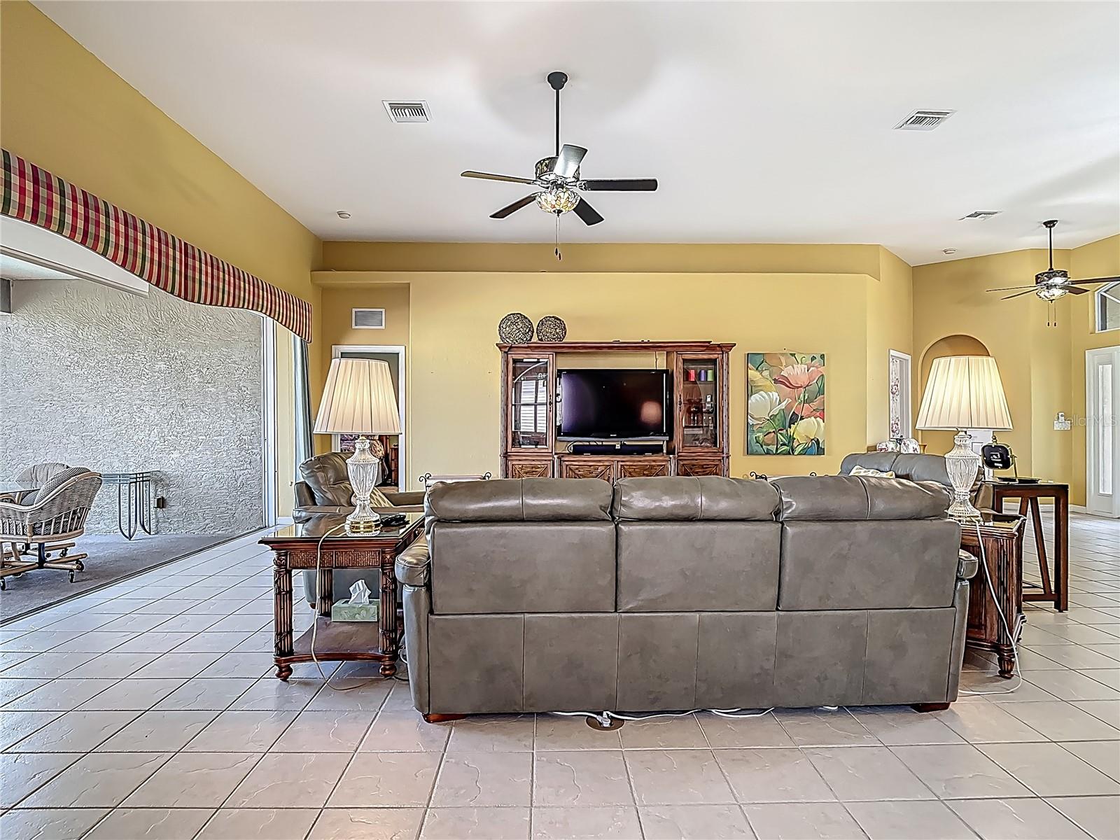 Image 21 of 58 For 20768 Tisbury Lane