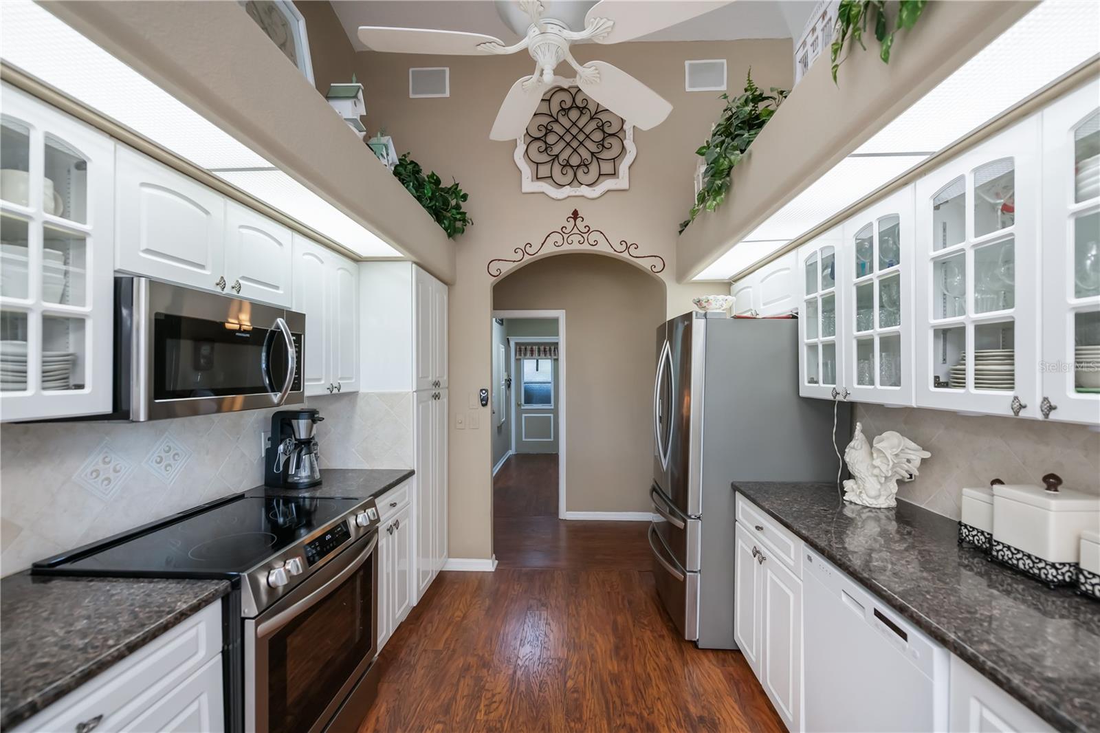 Image 20 of 90 For 26373 Madagascar Road