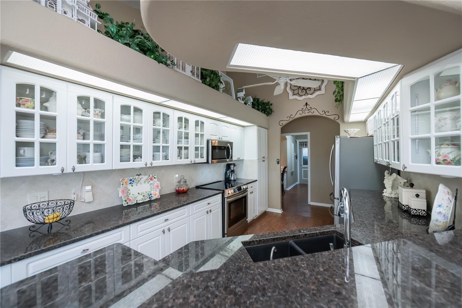 Image 23 of 90 For 26373 Madagascar Road