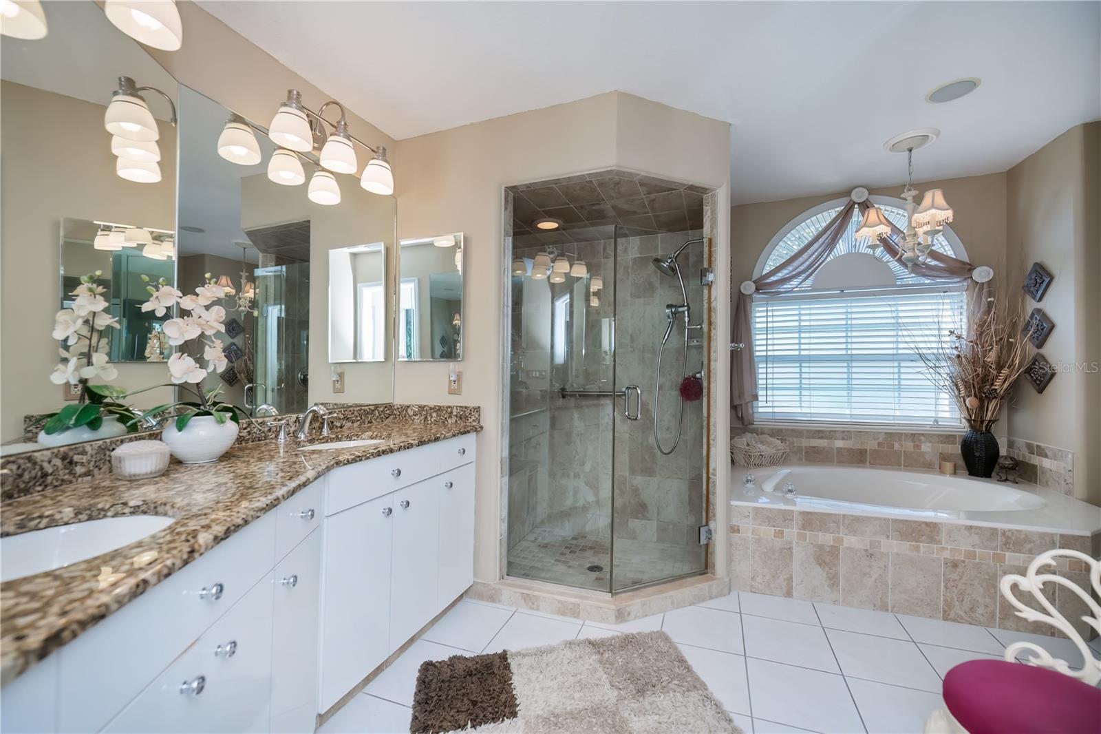 Image 37 of 90 For 26373 Madagascar Road