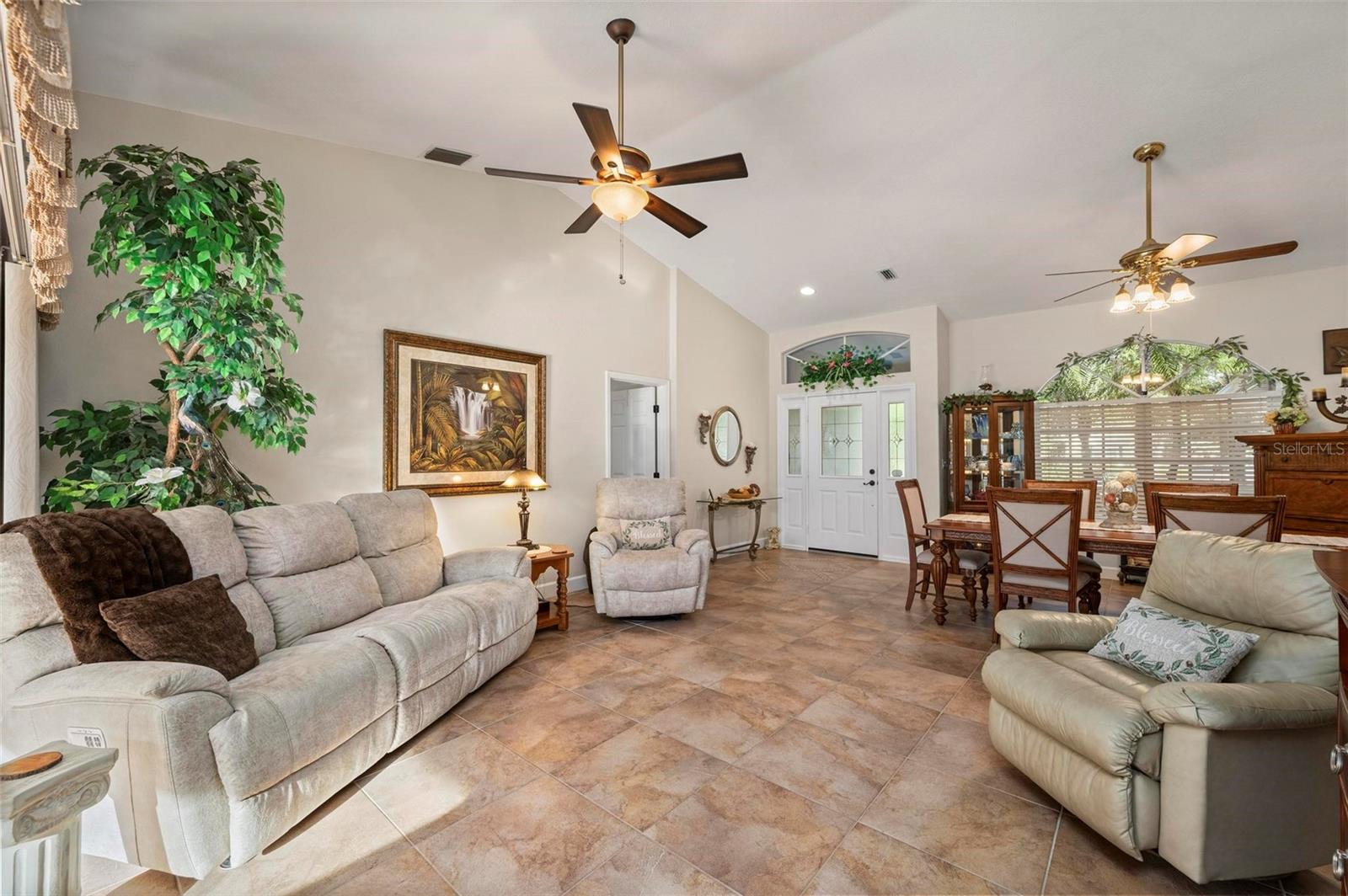 Image 10 of 96 For 407 Orlando Boulevard