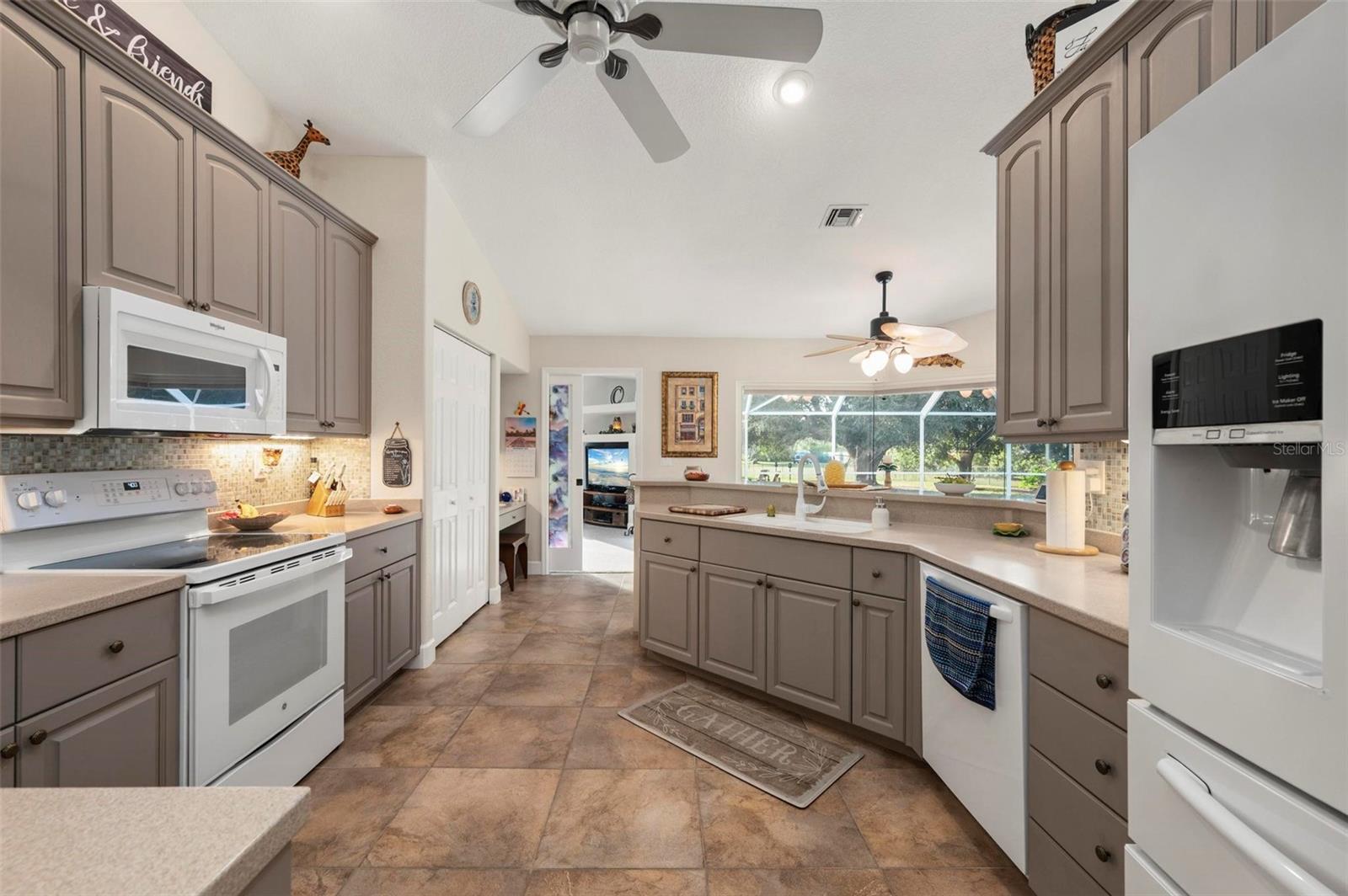 Image 13 of 96 For 407 Orlando Boulevard