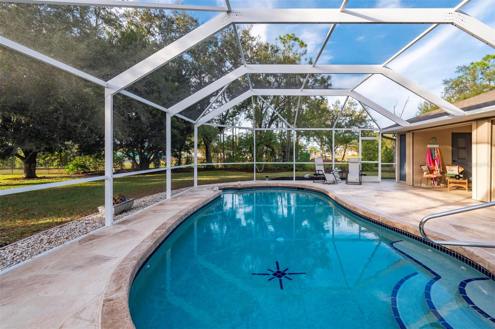 Image 41 of 96 For 407 Orlando Boulevard