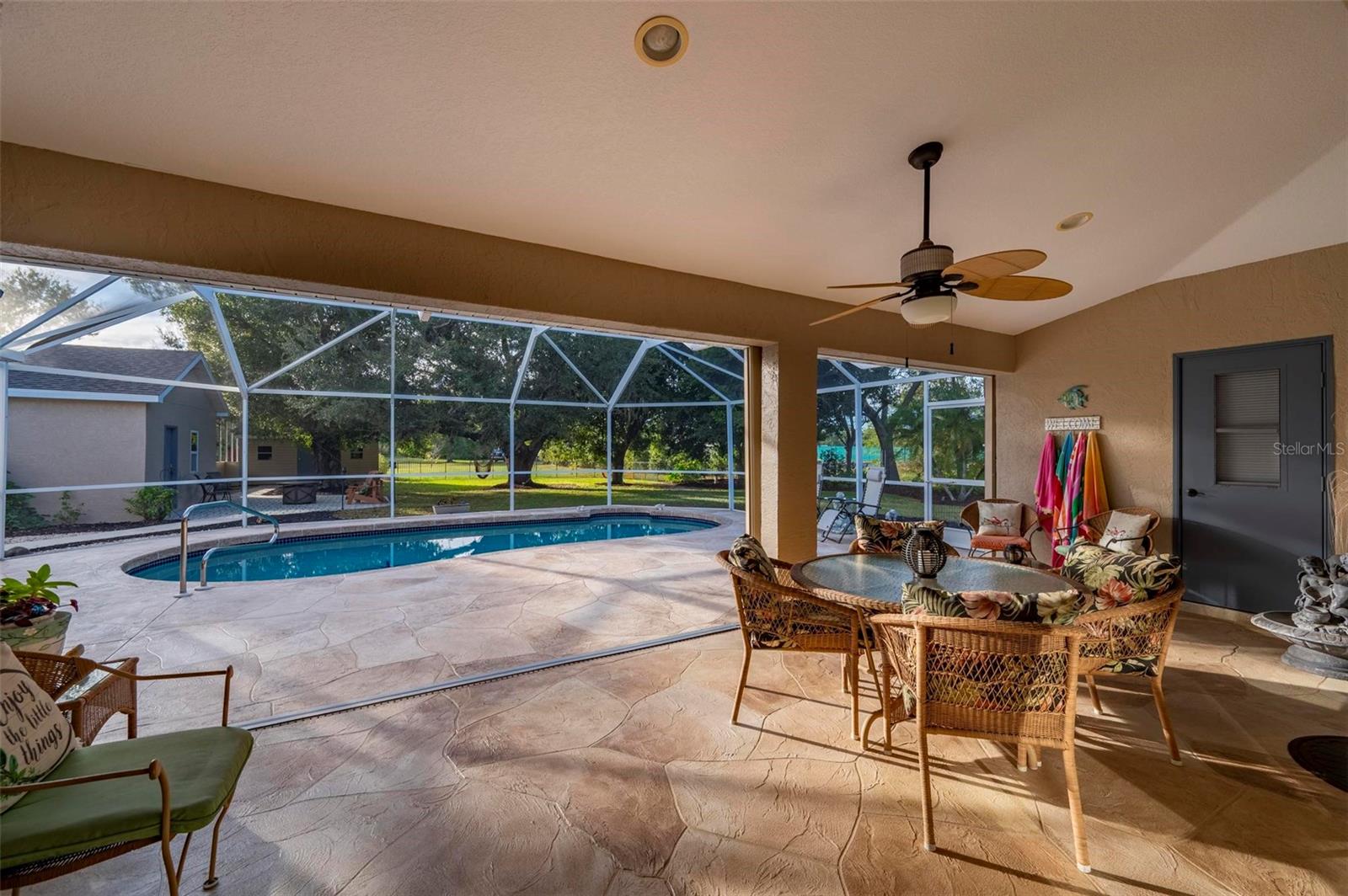 Image 45 of 96 For 407 Orlando Boulevard