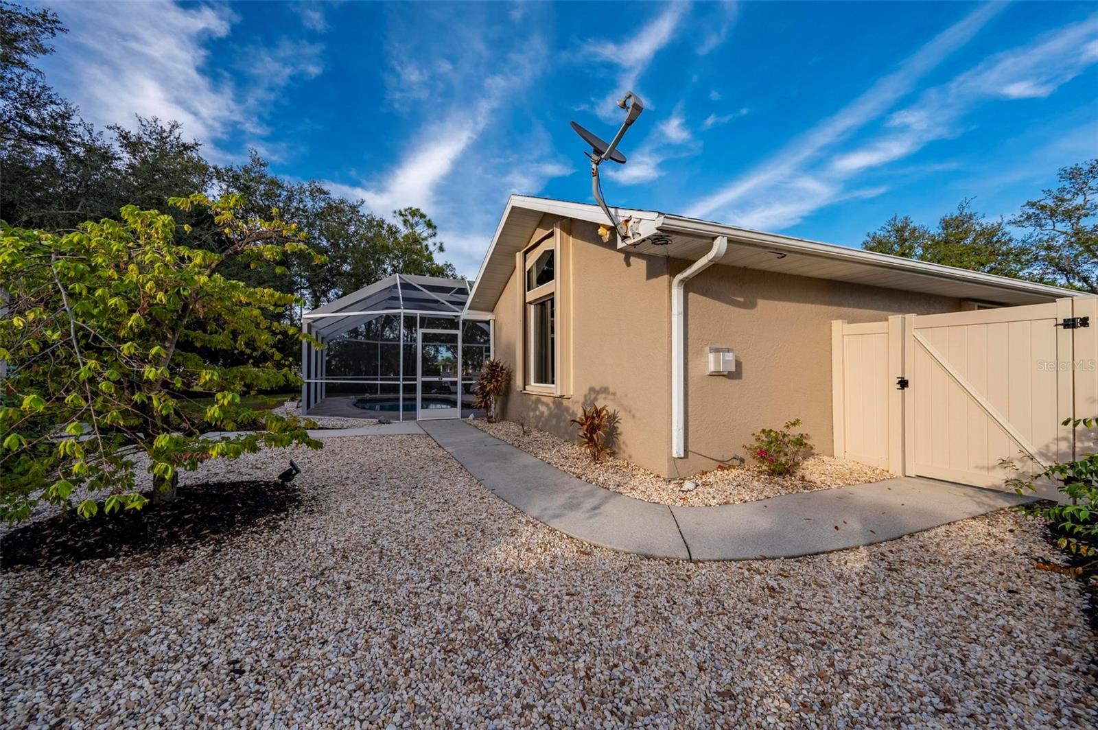 Image 61 of 96 For 407 Orlando Boulevard