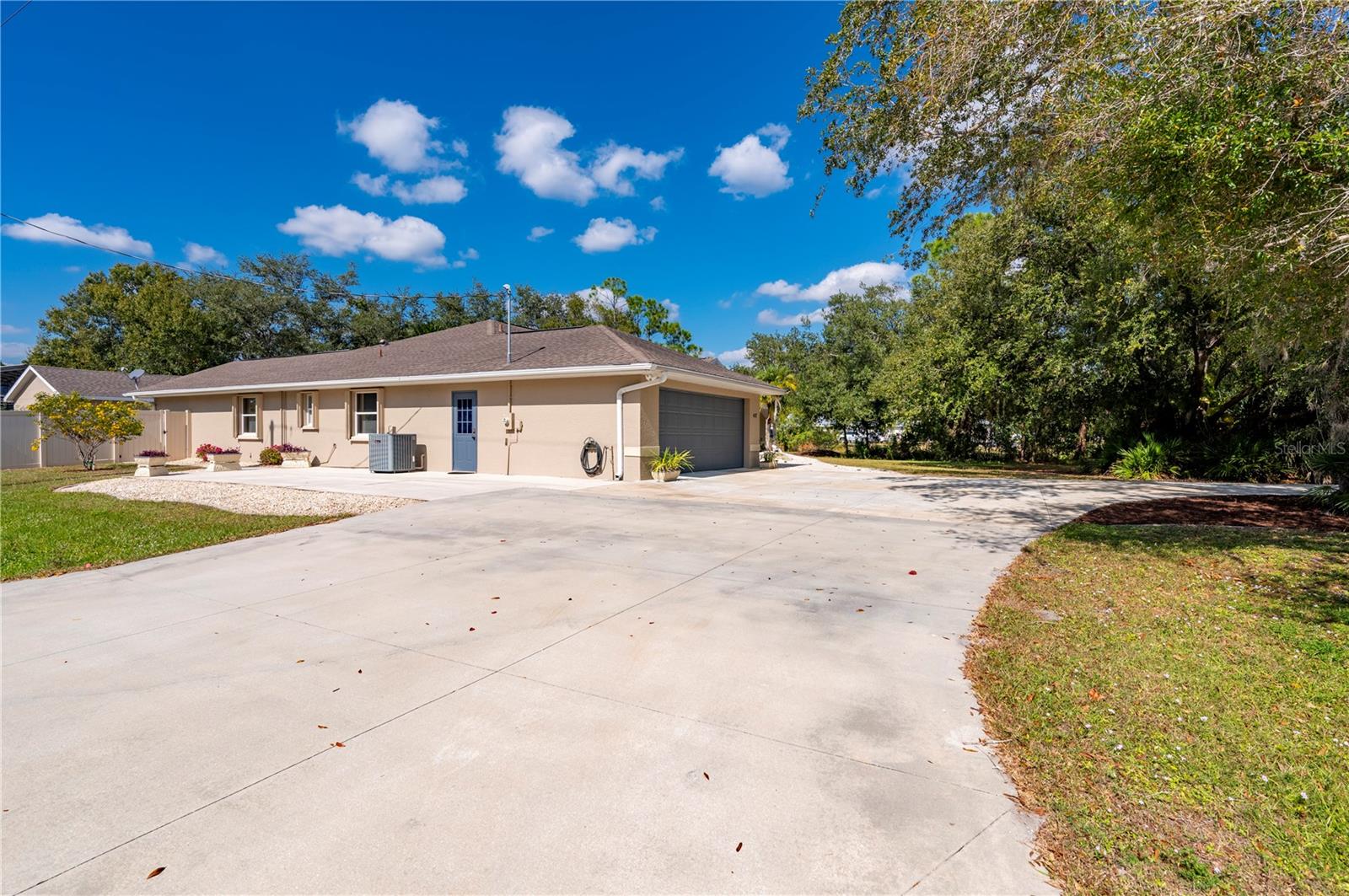 Image 73 of 96 For 407 Orlando Boulevard