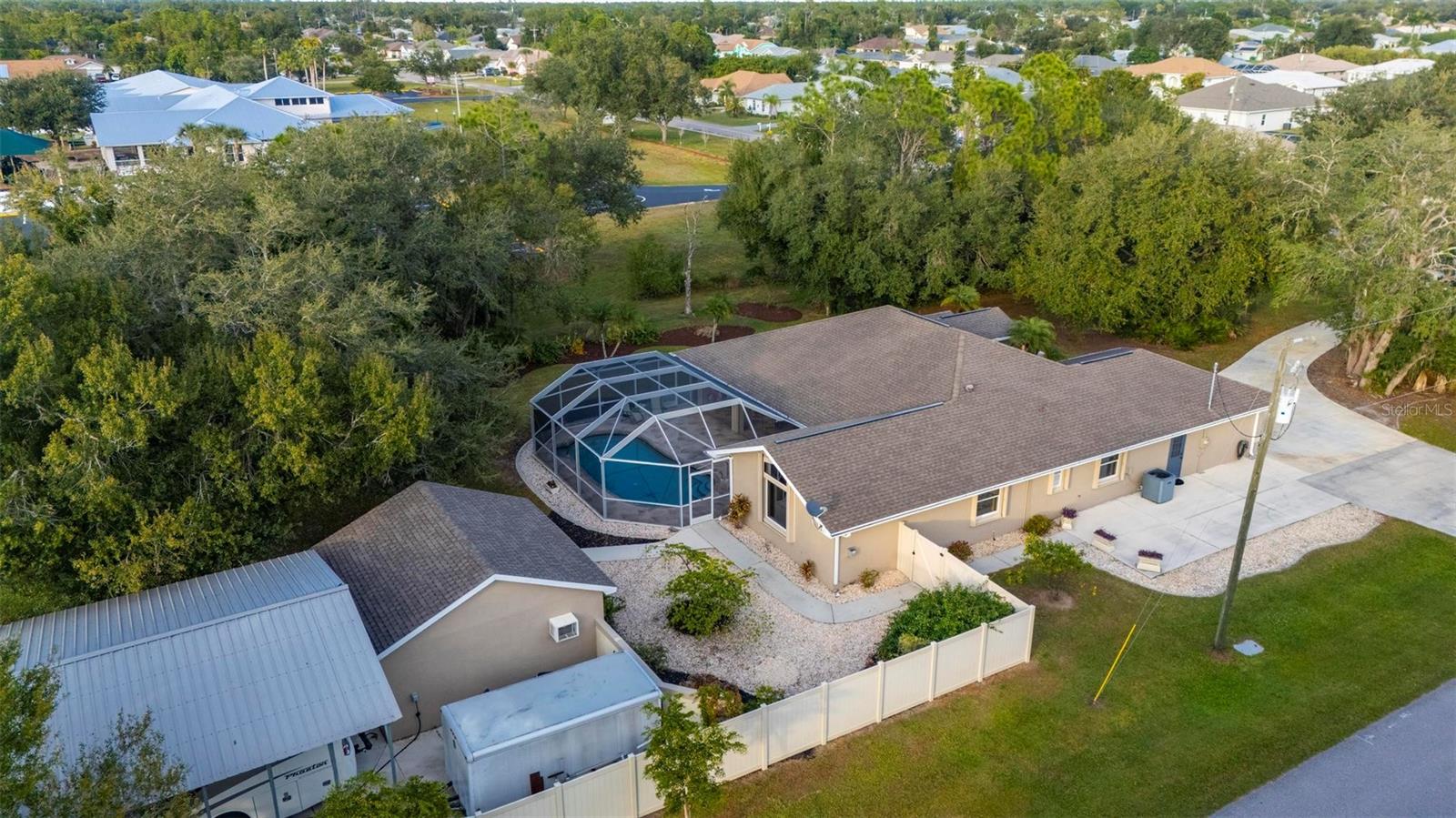 Image 91 of 96 For 407 Orlando Boulevard