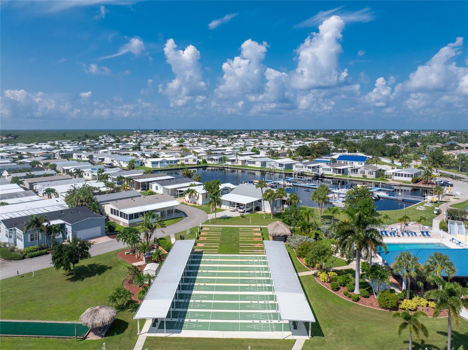 Image 39 of 43 For 10 Holland Drive