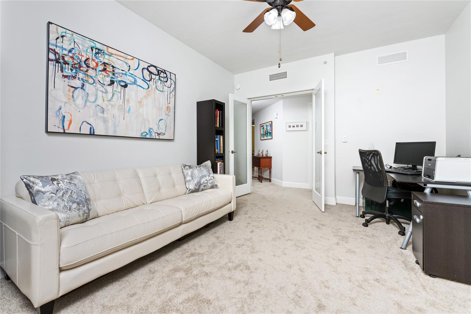 Image 30 of 61 For 3329 Sunset Key Cir 301