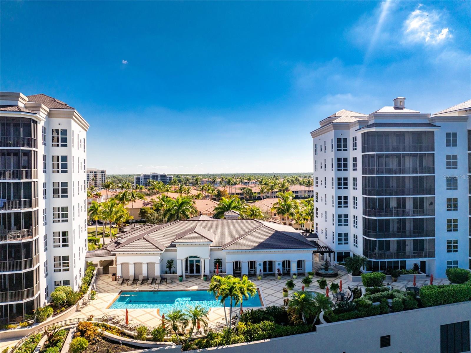 Image 40 of 61 For 3329 Sunset Key Cir 301