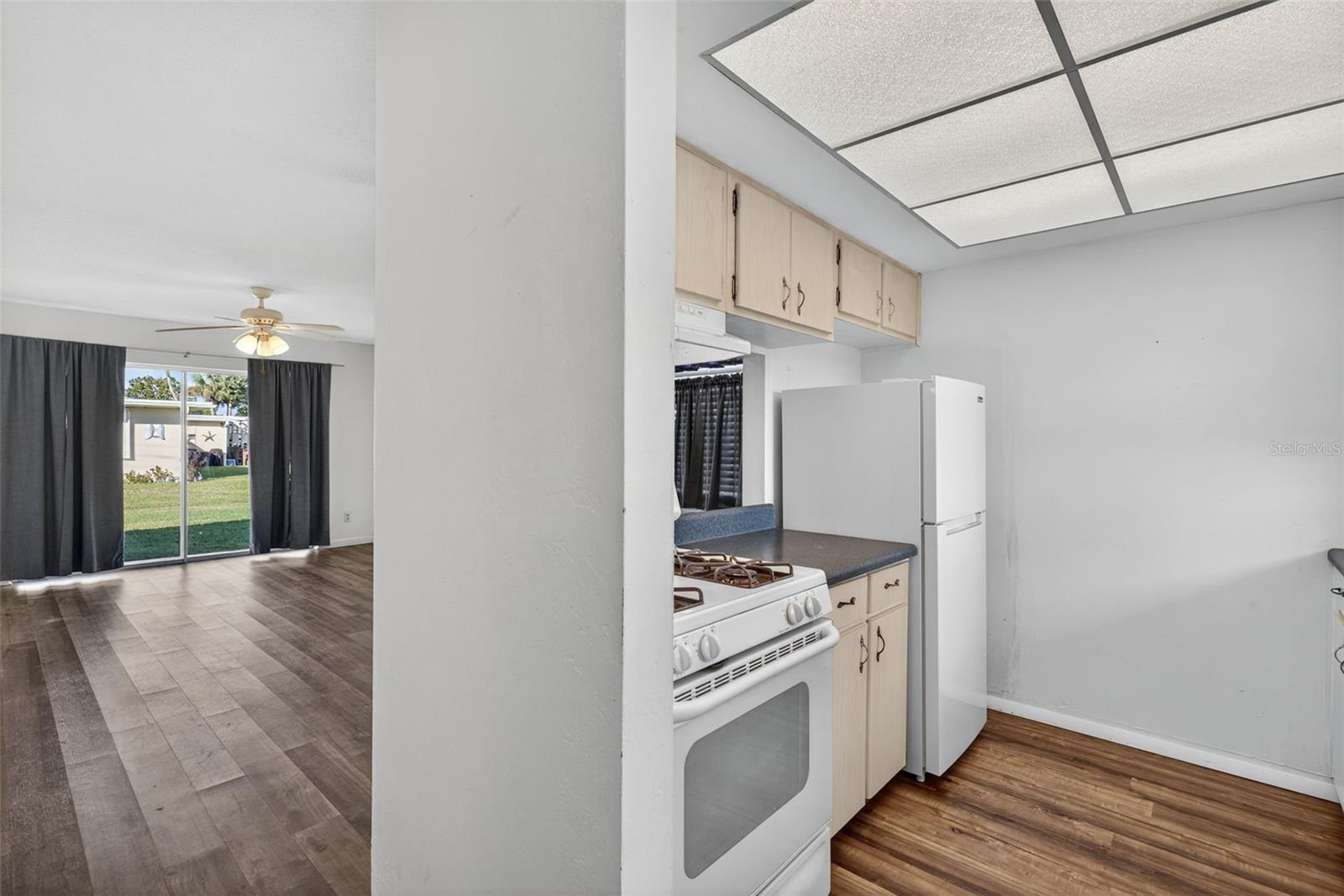 Image 11 of 35 For 2207 Croton Court 0