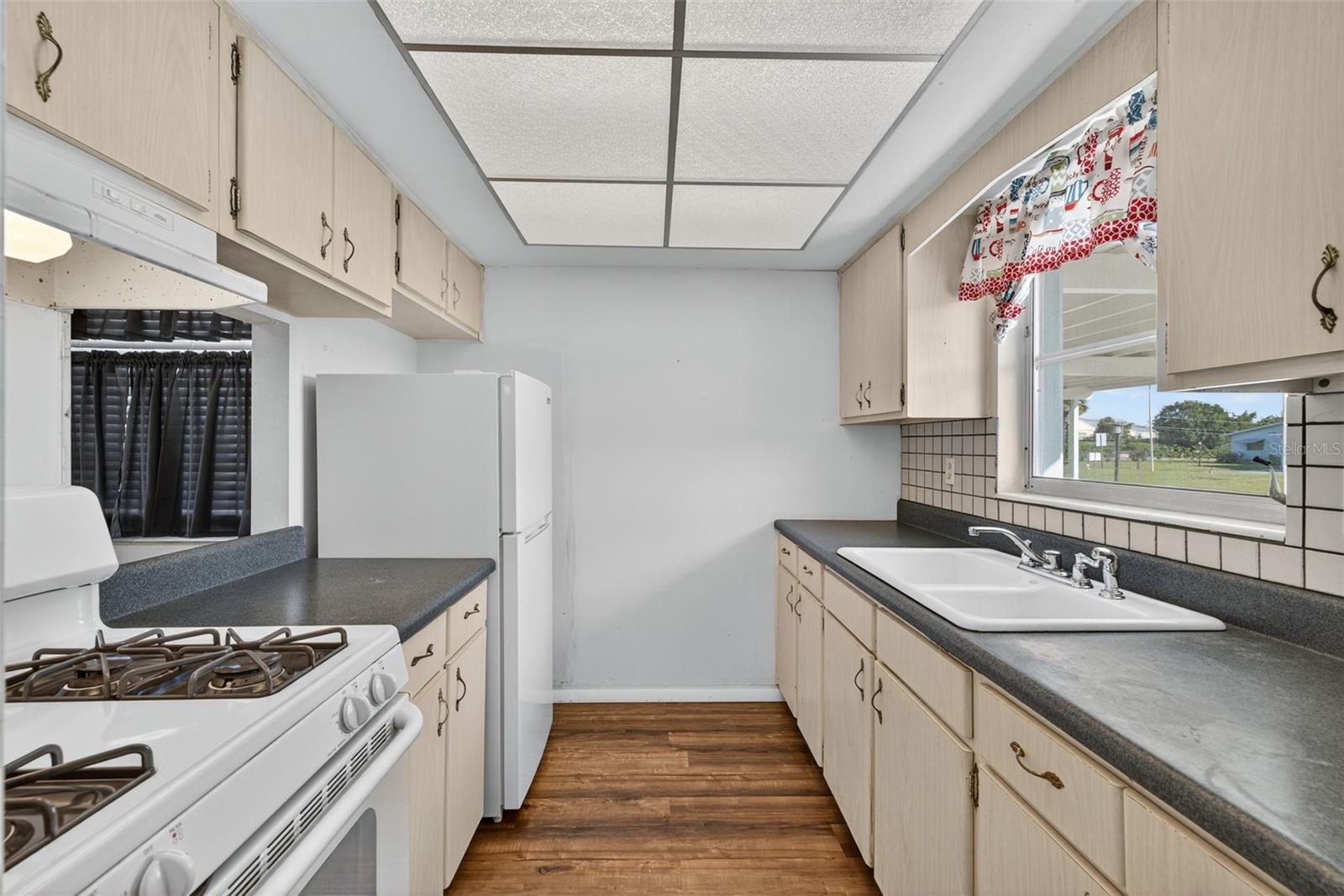 Image 12 of 35 For 2207 Croton Court 0