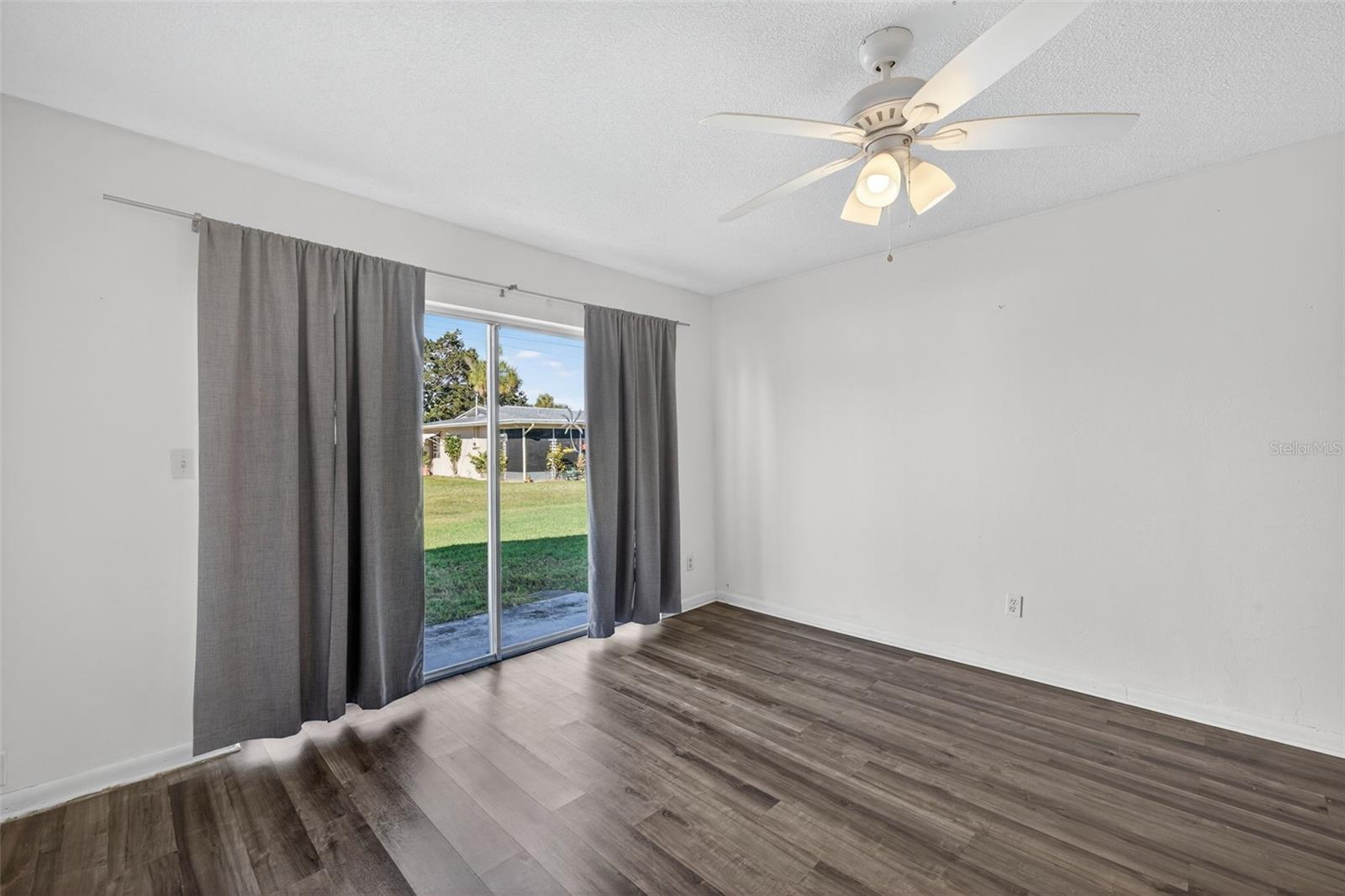 Image 6 of 35 For 2207 Croton Court 0