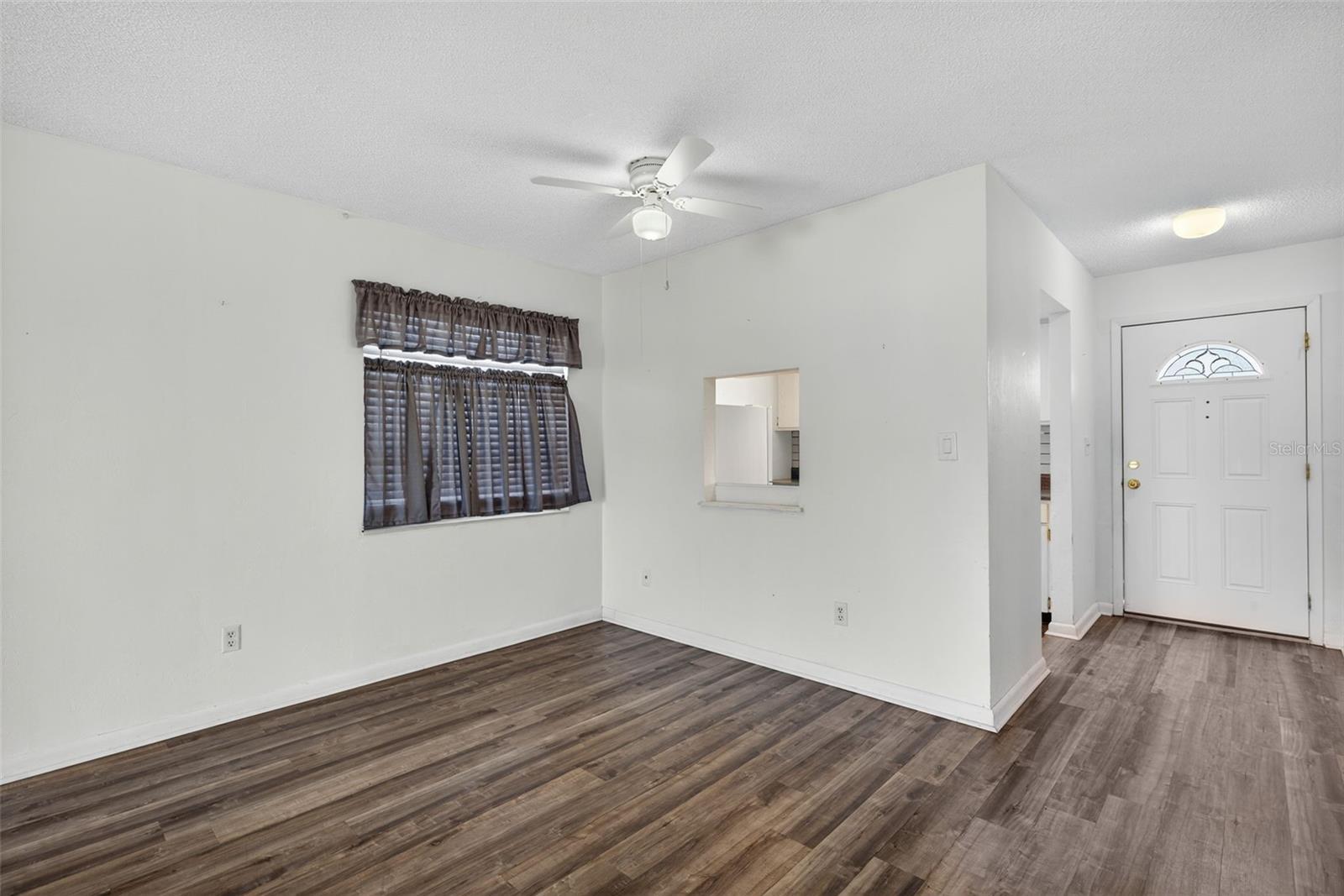 Image 9 of 35 For 2207 Croton Court 0