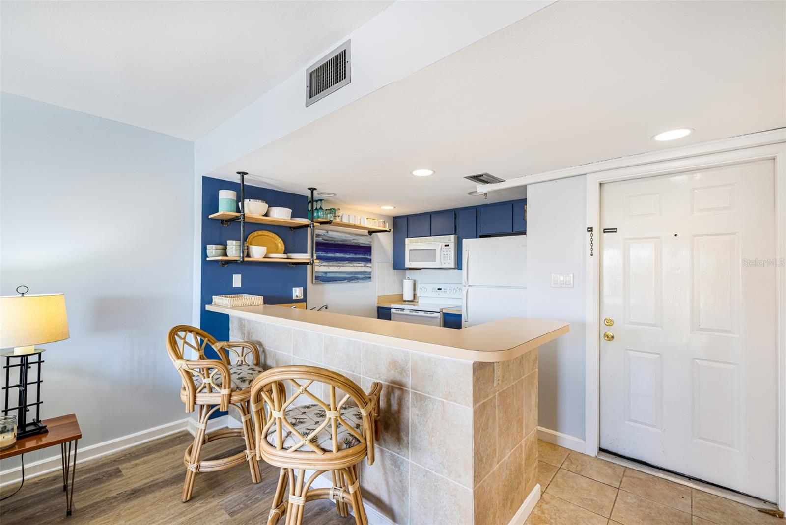 Image 14 of 26 For 3160 Matecumbe Key Road 221