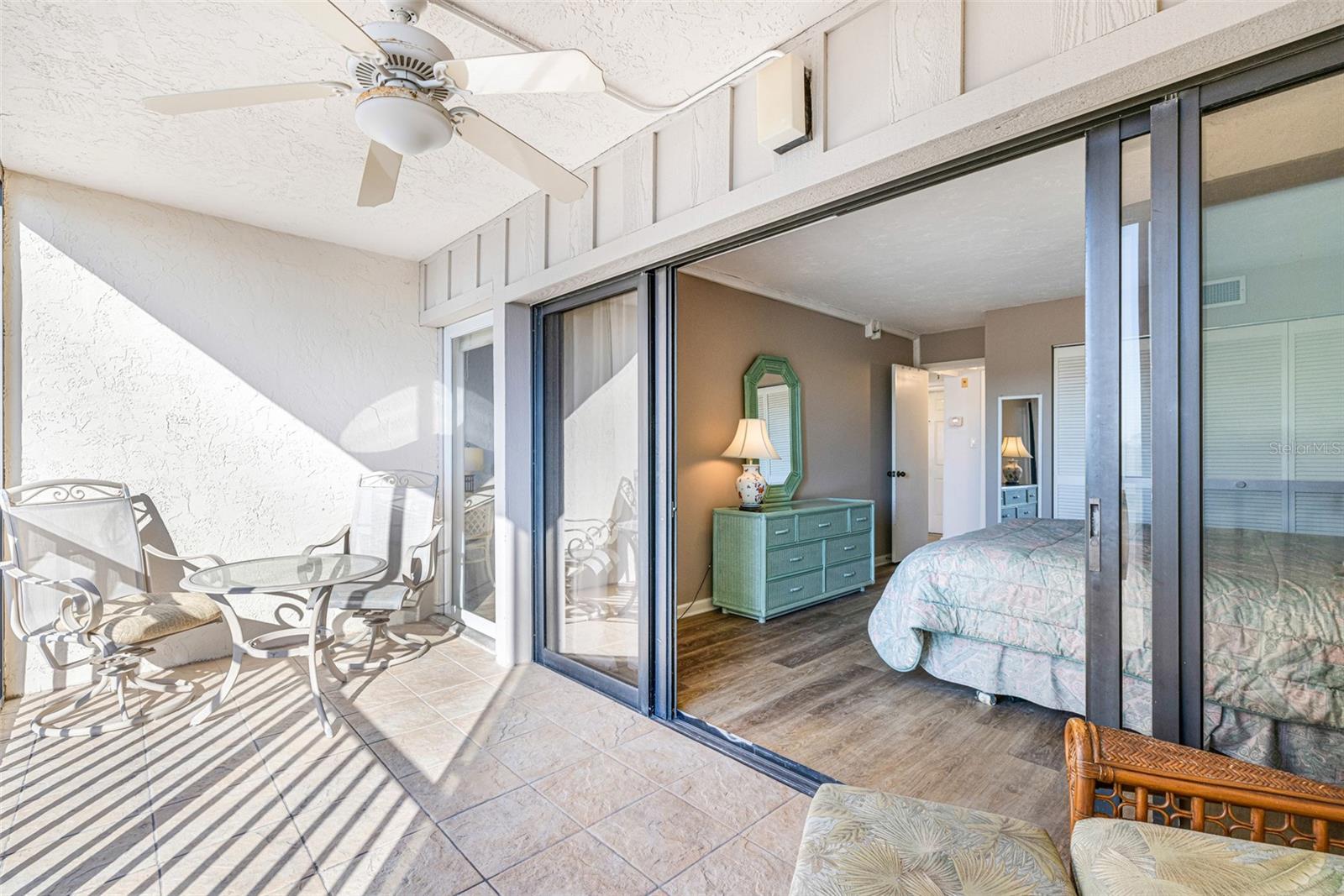 Image 19 of 26 For 3160 Matecumbe Key Road 221