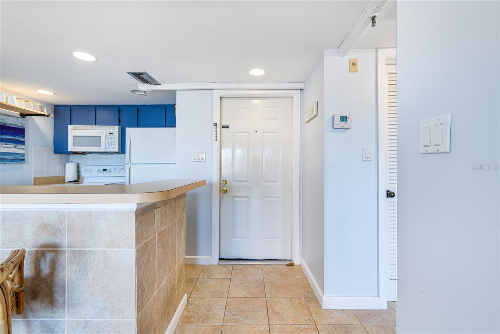 Image 6 of 26 For 3160 Matecumbe Key Road 221