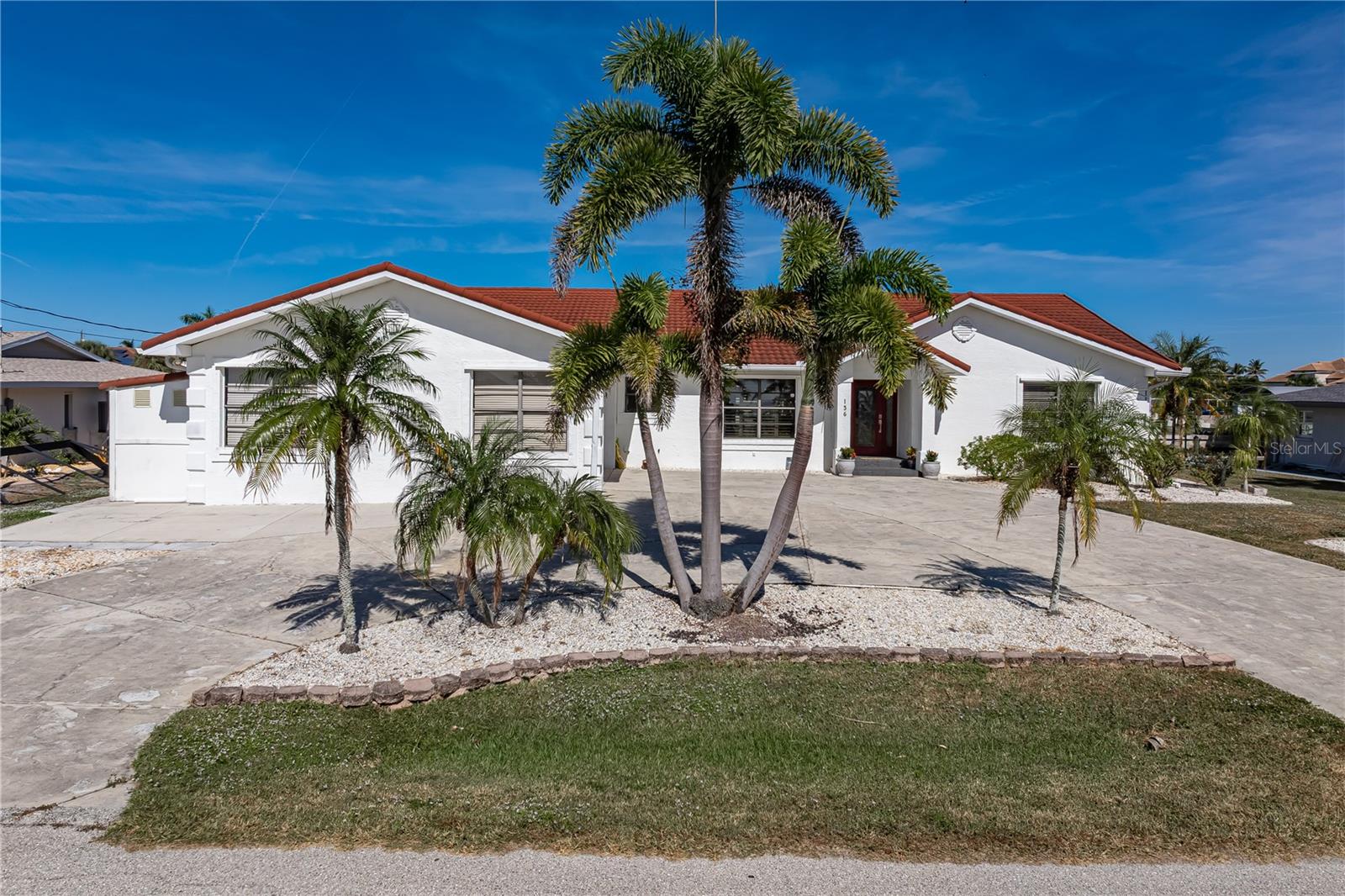 Image 18 of 84 For 136 Creek Drive Se