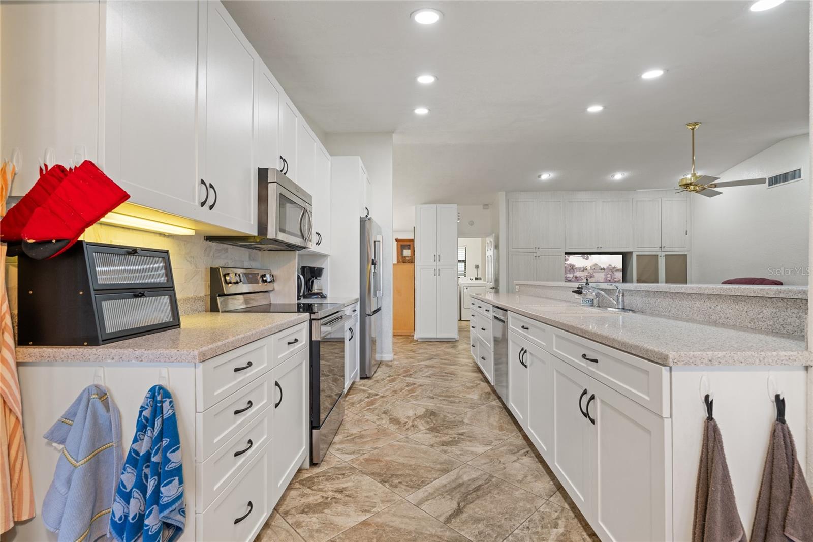 Image 30 of 84 For 136 Creek Drive Se