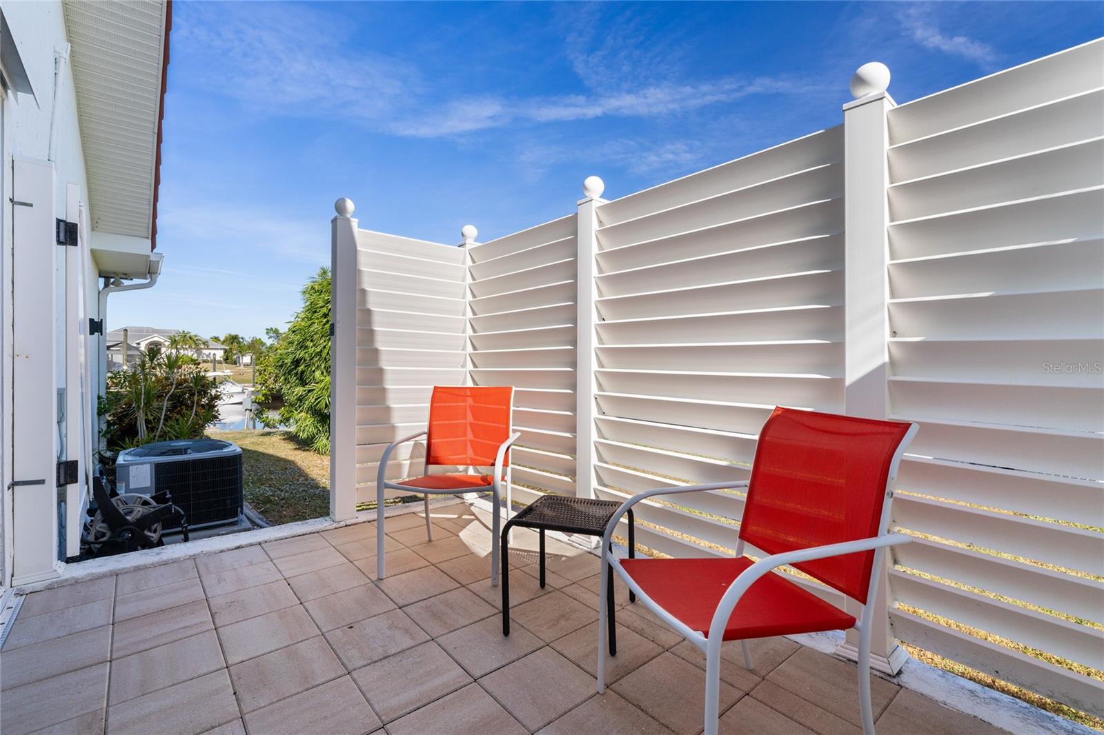 Image 42 of 84 For 136 Creek Drive Se