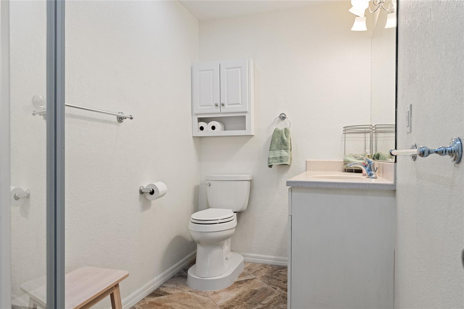 Image 45 of 84 For 136 Creek Drive Se