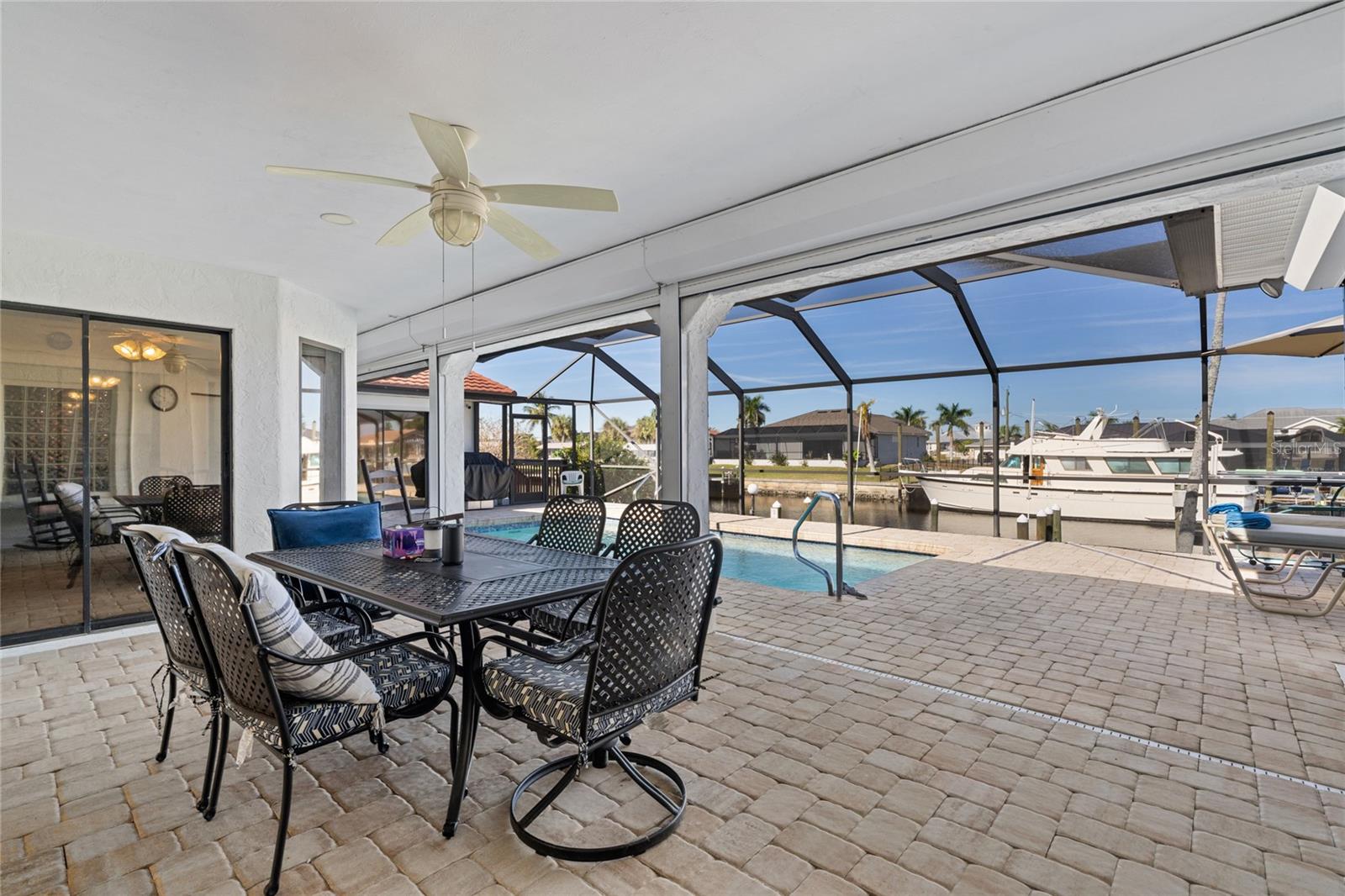 Image 62 of 84 For 136 Creek Drive Se