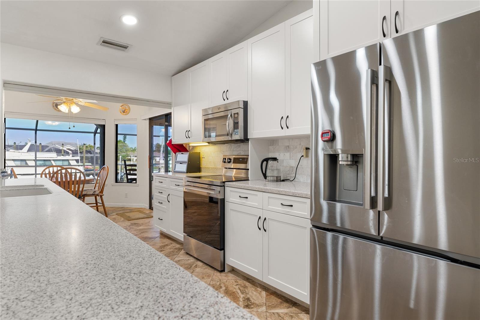 Image 8 of 84 For 136 Creek Drive Se