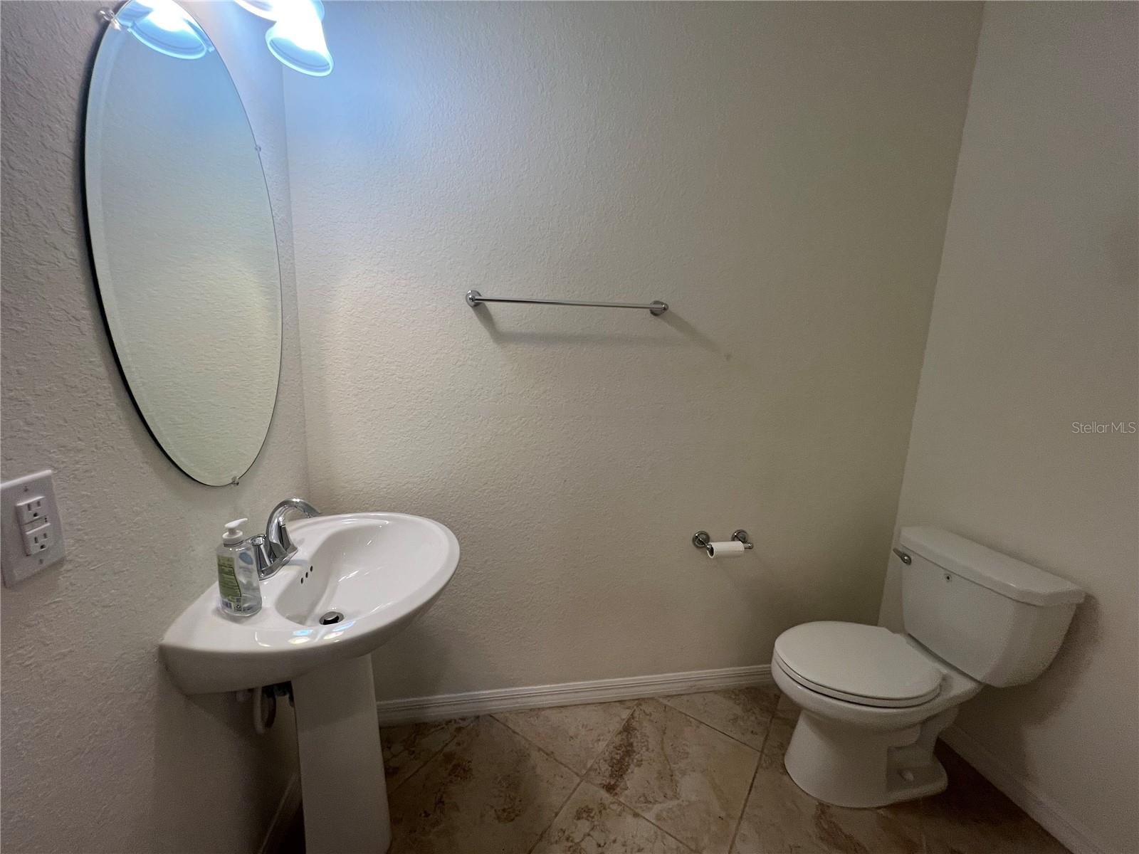 Image 15 of 53 For 20312 Lagente Circle