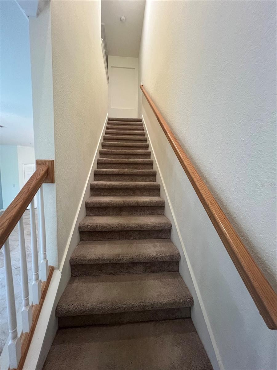 Image 17 of 53 For 20312 Lagente Circle