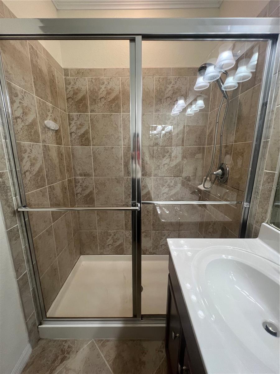 Image 23 of 53 For 20312 Lagente Circle