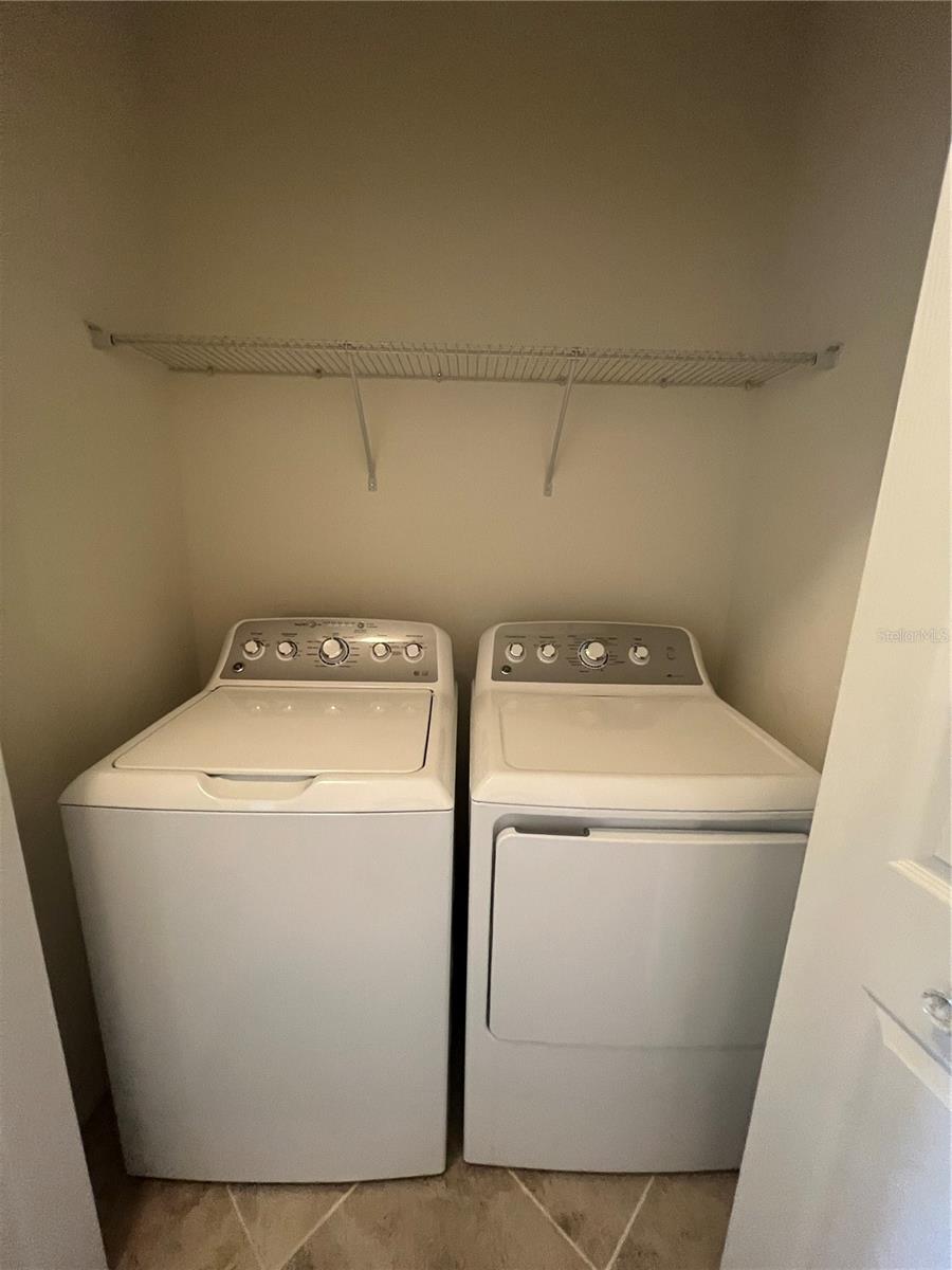 Image 28 of 53 For 20312 Lagente Circle