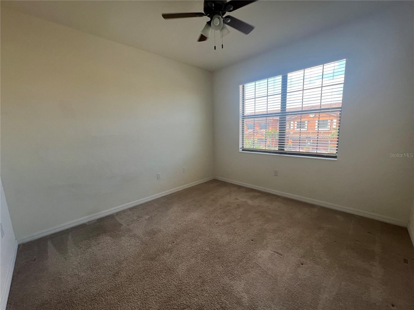 Image 35 of 53 For 20312 Lagente Circle