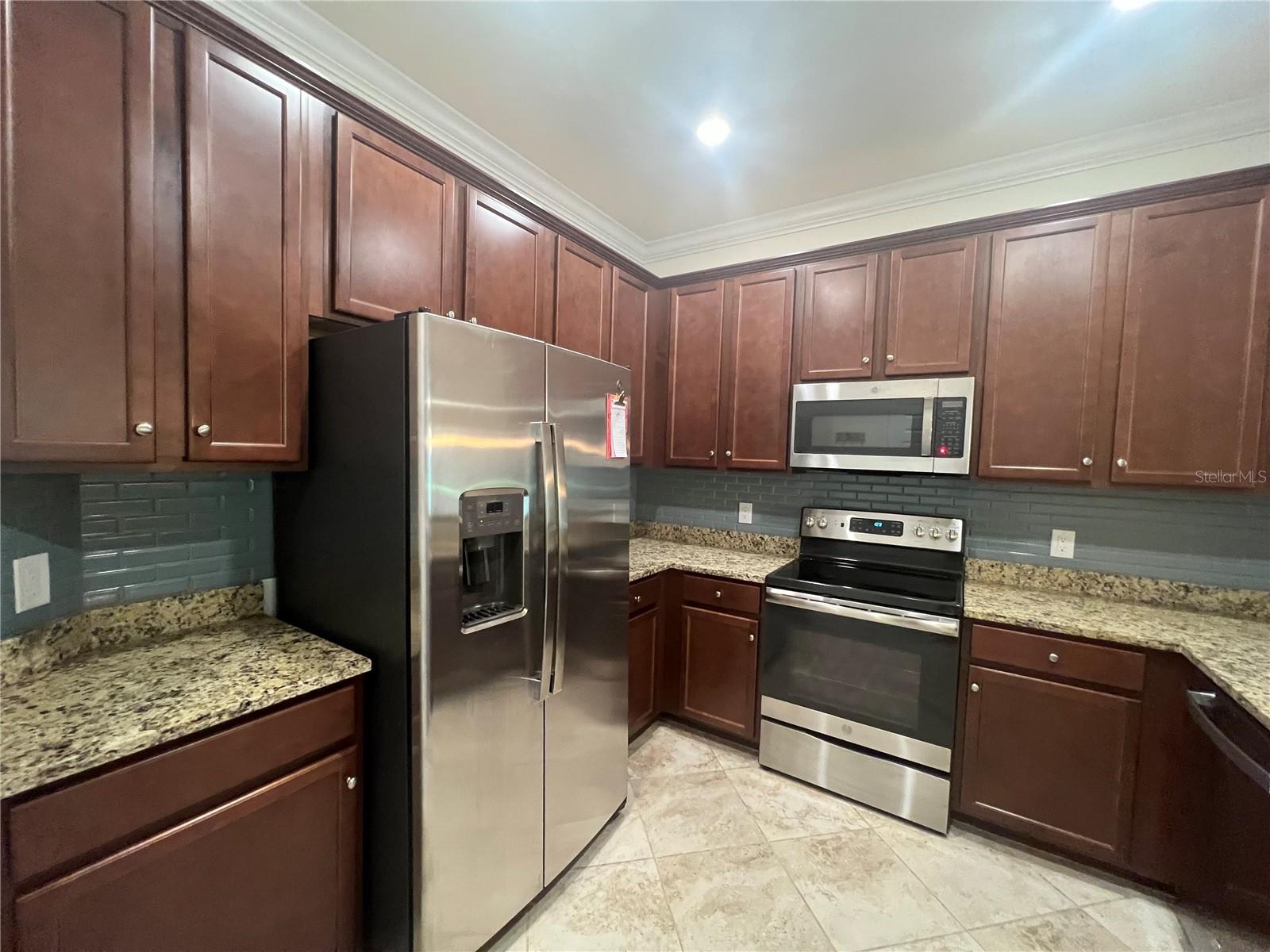 Image 6 of 53 For 20312 Lagente Circle