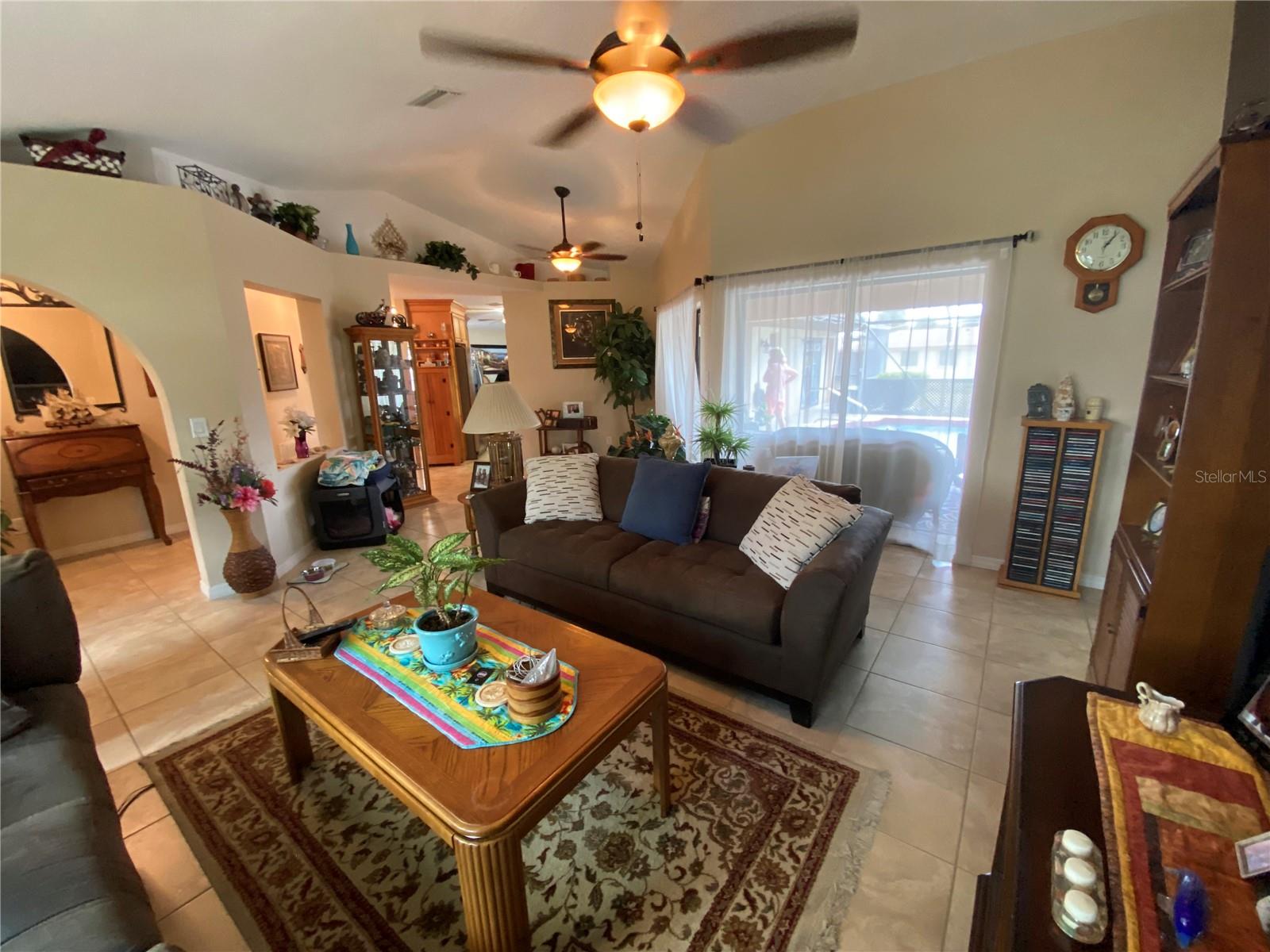 Image 10 of 30 For 18331 Yale Avenue