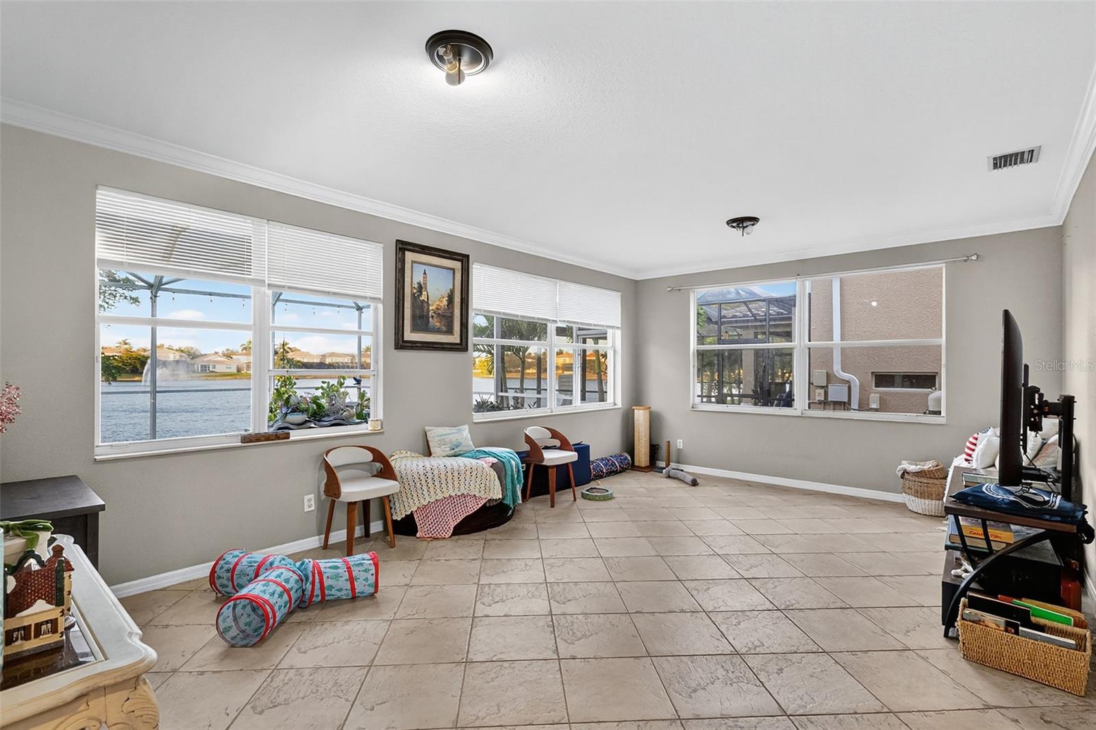 Image 19 of 44 For 8505 Sumner Avenue