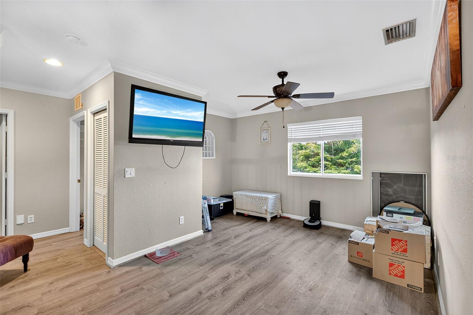 Image 25 of 44 For 8505 Sumner Avenue