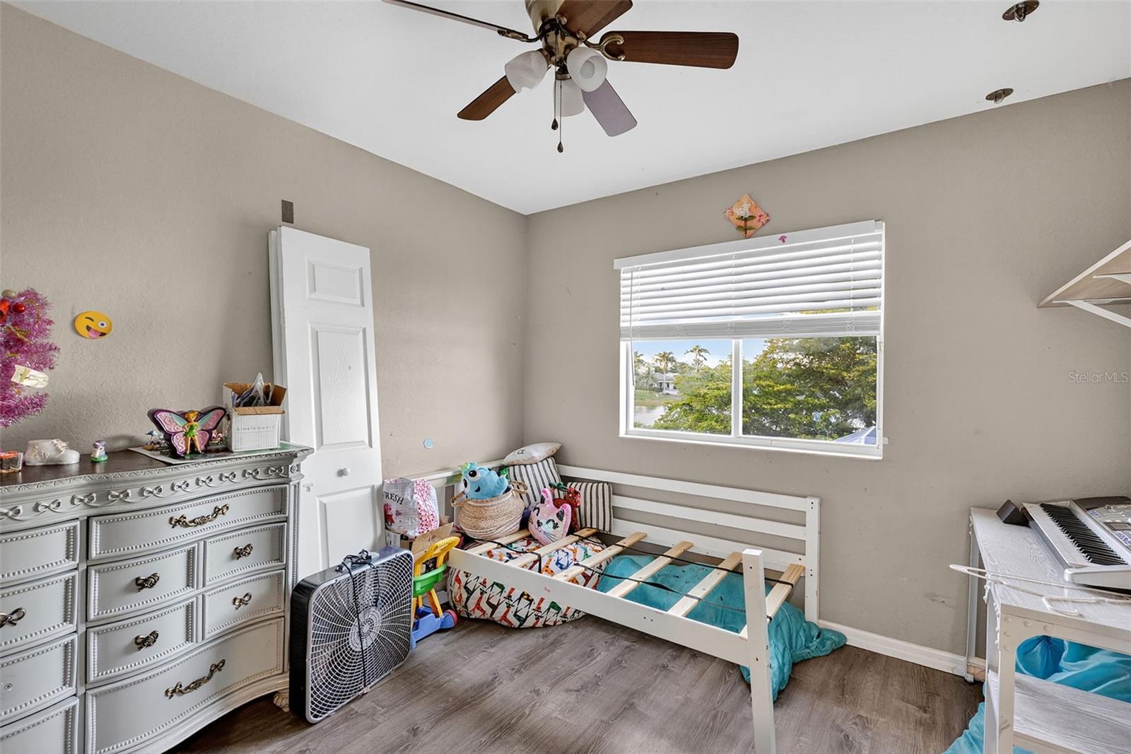 Image 31 of 44 For 8505 Sumner Avenue