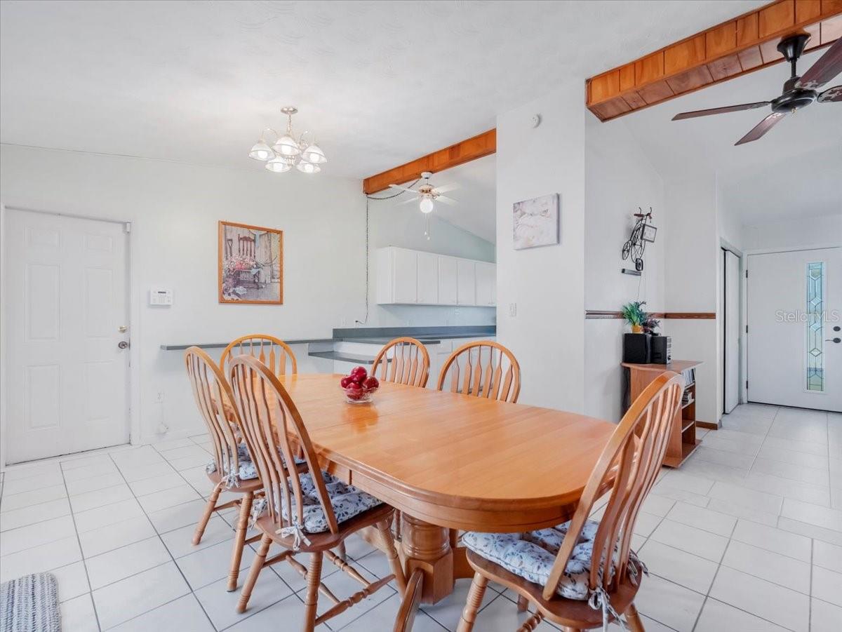 Image 16 of 45 For 151 Emmett Avenue Ne