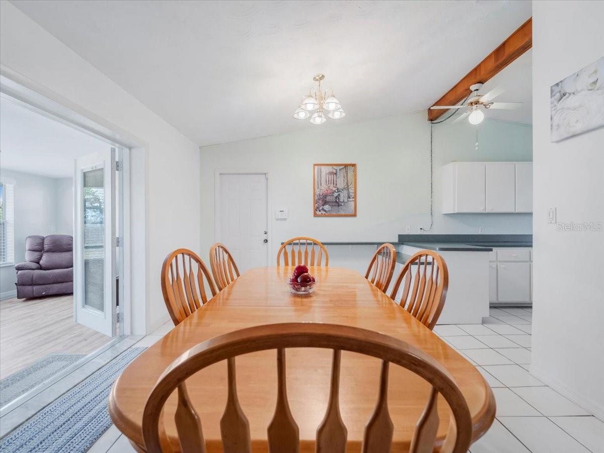 Image 19 of 45 For 151 Emmett Avenue Ne