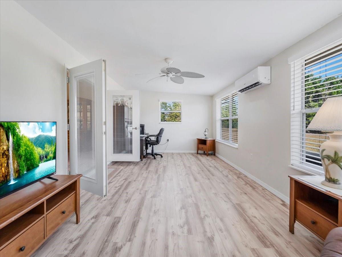 Image 35 of 45 For 151 Emmett Avenue Ne