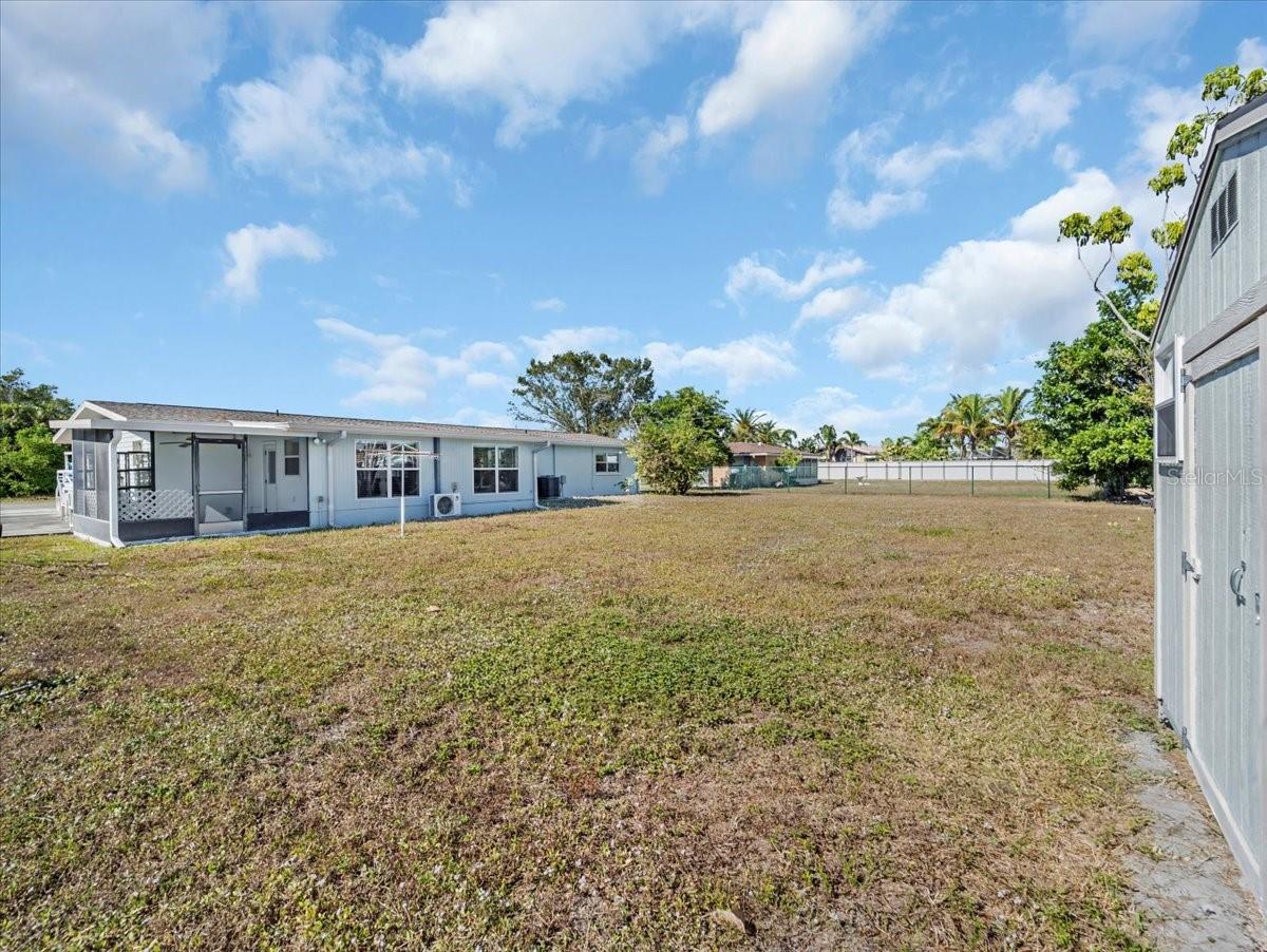 Image 8 of 45 For 151 Emmett Avenue Ne